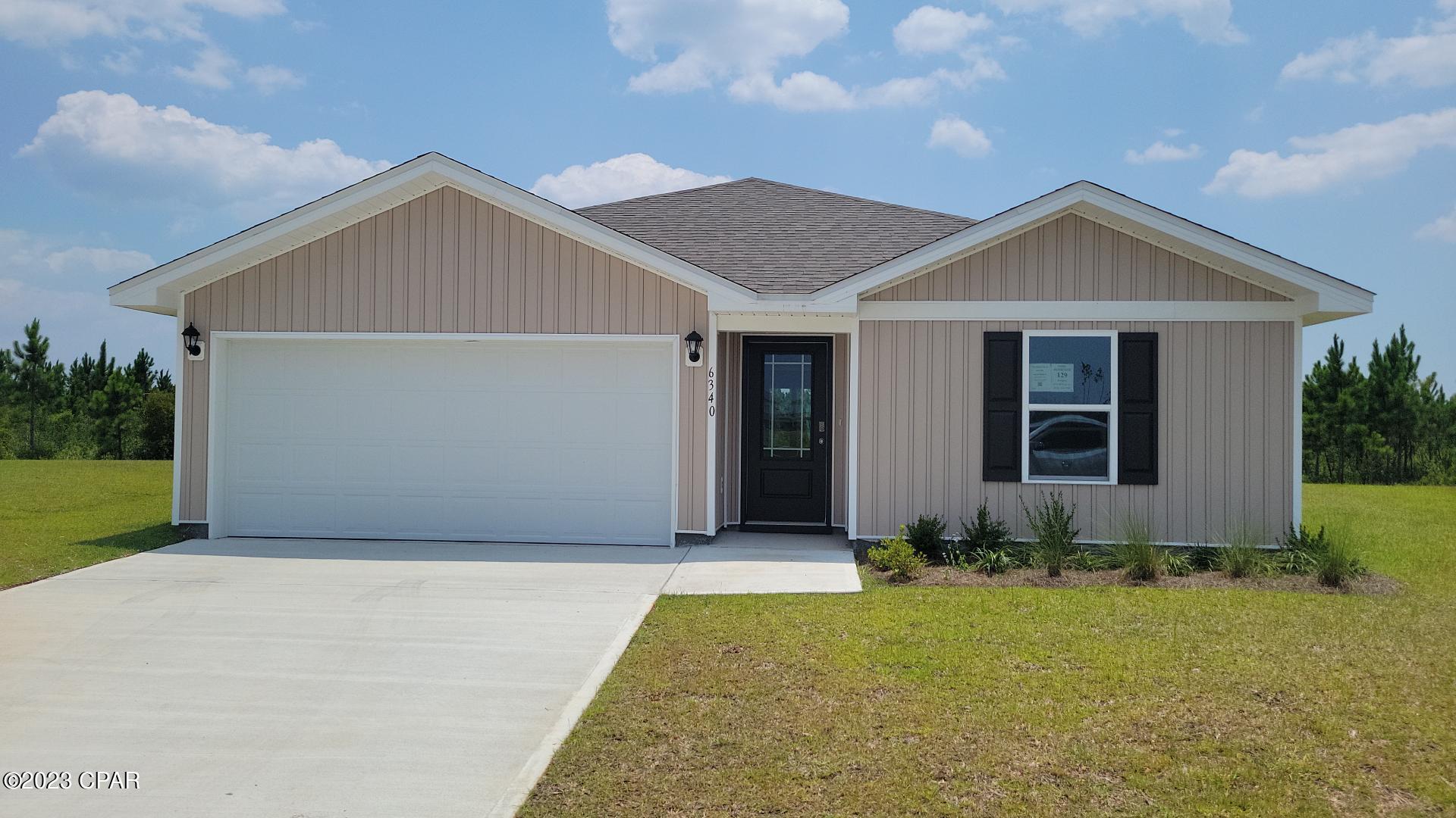 Liberty neighborhood is conveniently located in beautiful Panama City off Star Avenue near 231. Located just 25 minutes from Tyndall Airforce Base, 20 minutes to hospitals, and less than 15 minutes to shopping, restaurants, and grocery stores you will be amazed at the convenience once you enter the winding entrance to this beautiful sanctuary. Liberty, D.R. Horton's premier new lifestyle community, offers a 7,500 square foot community center with full gym, wellness rooms and much more. Additionally, behind the community center is a water wonderland with resort style pool, splash pads, and an outdoor grilling kitchen with seating. Just when you thought it could not offer more, there are sidewalks, ponds, fountains, and conservation areas throughout this beautiful neighborhood full of nature.
When you enter the Freeport floorplan through the prairie door you will notice immediately the brightness of the entry hallway. This 4-bedroom 2 bath, 1387 square foot, home is an open floorplan with two bedrooms separated by a full bathroom at the front of the home and one bedroom across the entry hallway affording family and friends alike privacy when visiting. The large kitchen island overlooks the dining room and living room allowing all to be together or doing individual tasks in each area. The main areas of the home as well as the bathrooms and laundry have beautiful luxury vinyl plank while the bedrooms offer plush carpeting. The spacious primary bedroom leads to the bathroom featuring a large shower, single vanity, and a large closet. This home is situated on beautiful lot, entering the cul de sac and backing to the conservation area. This 4-sided vinyl home comes with the front, sides, and backyard sodded. This 4 sides vinyl home is situated on a large lot, sodded on 4 sides, located amidst beautiful trees, ponds, and fountains.