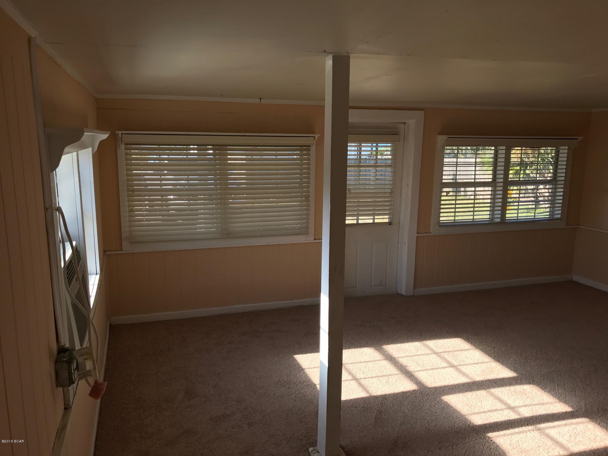 Laguna Beach - Residential Lease