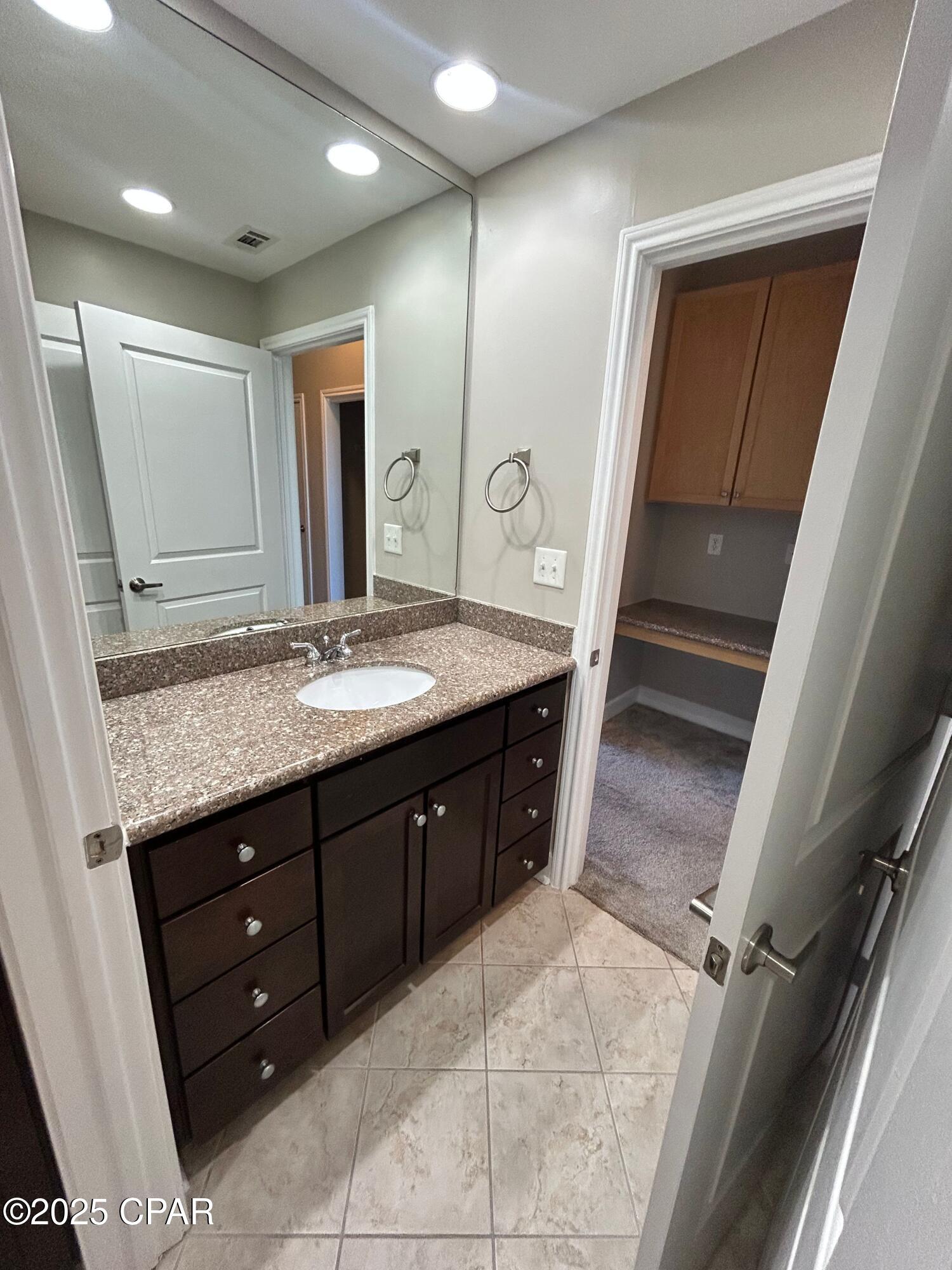 Island Reserve - Residential Lease