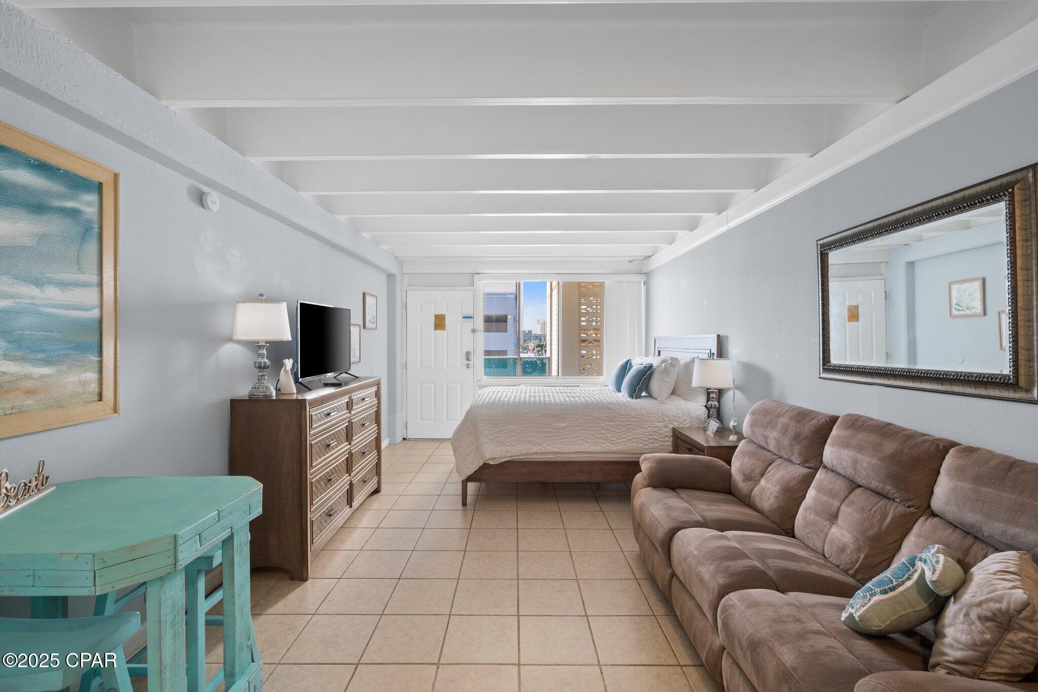 Fontainebleau Terrace - Residential
