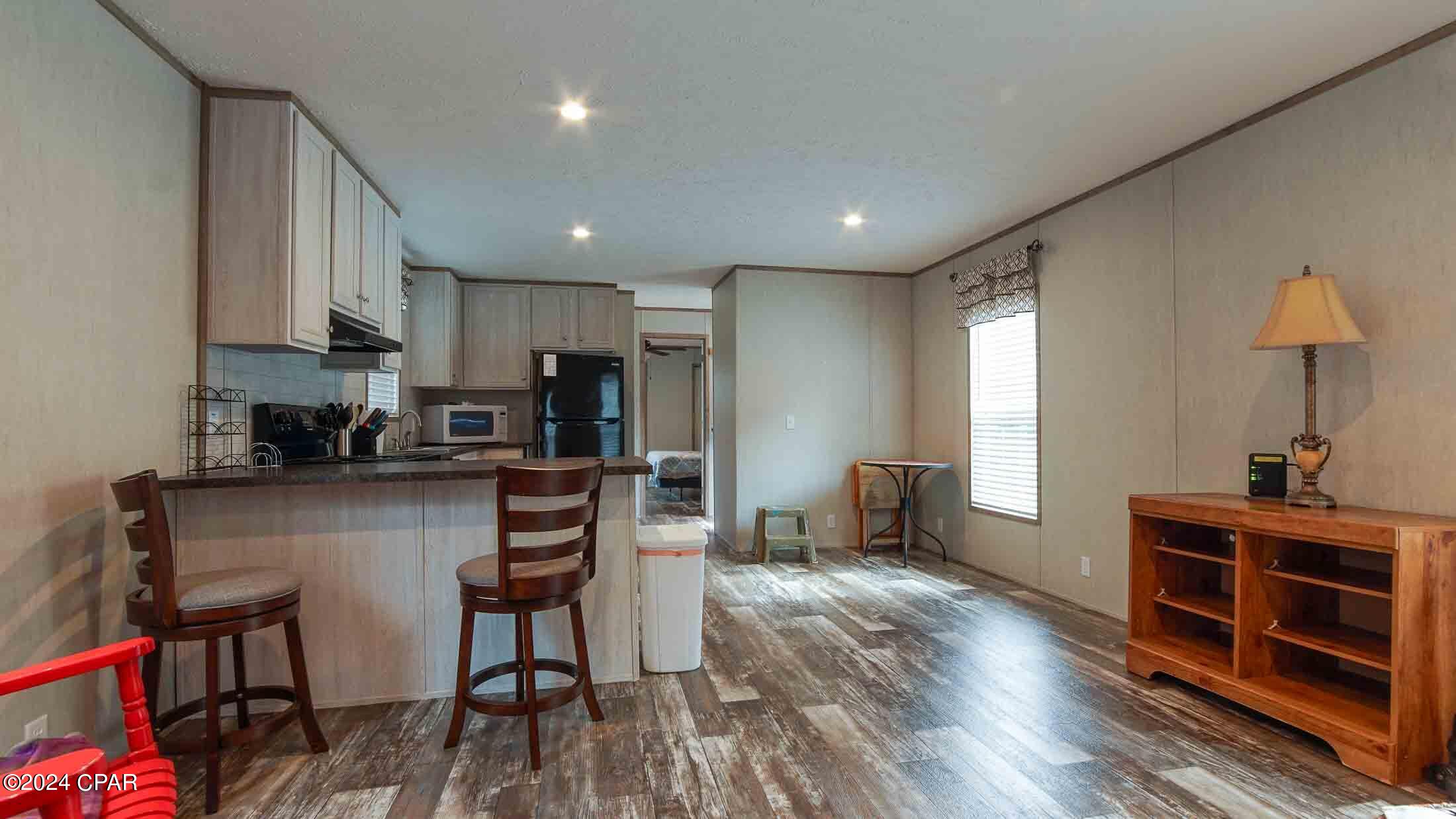 Lake Merial - Residential