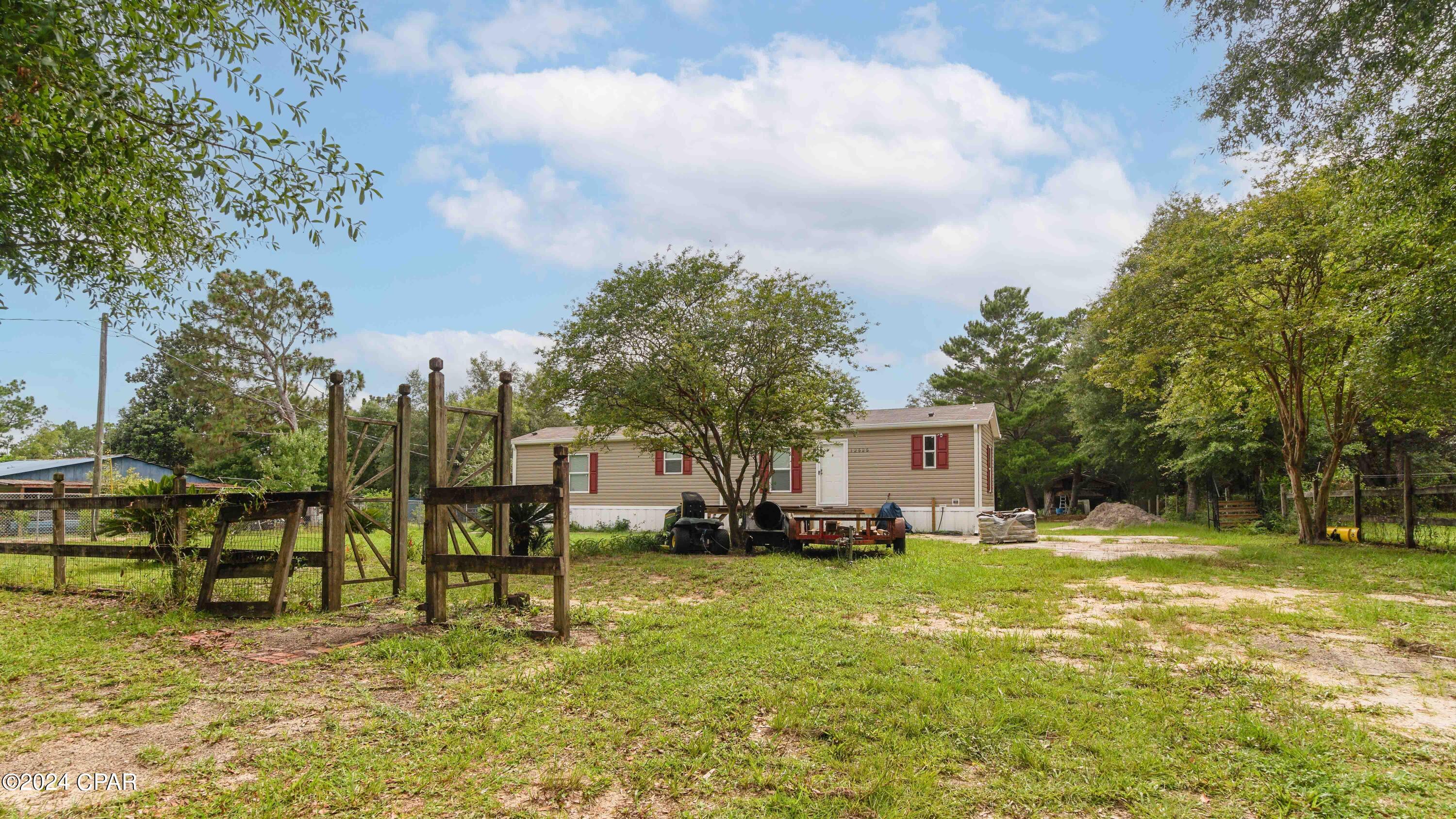 Lake Merial - Residential