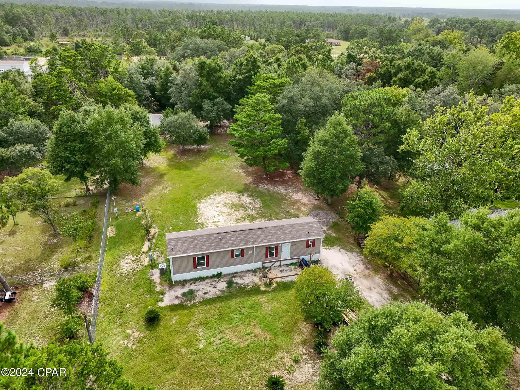 Lake Merial - Residential