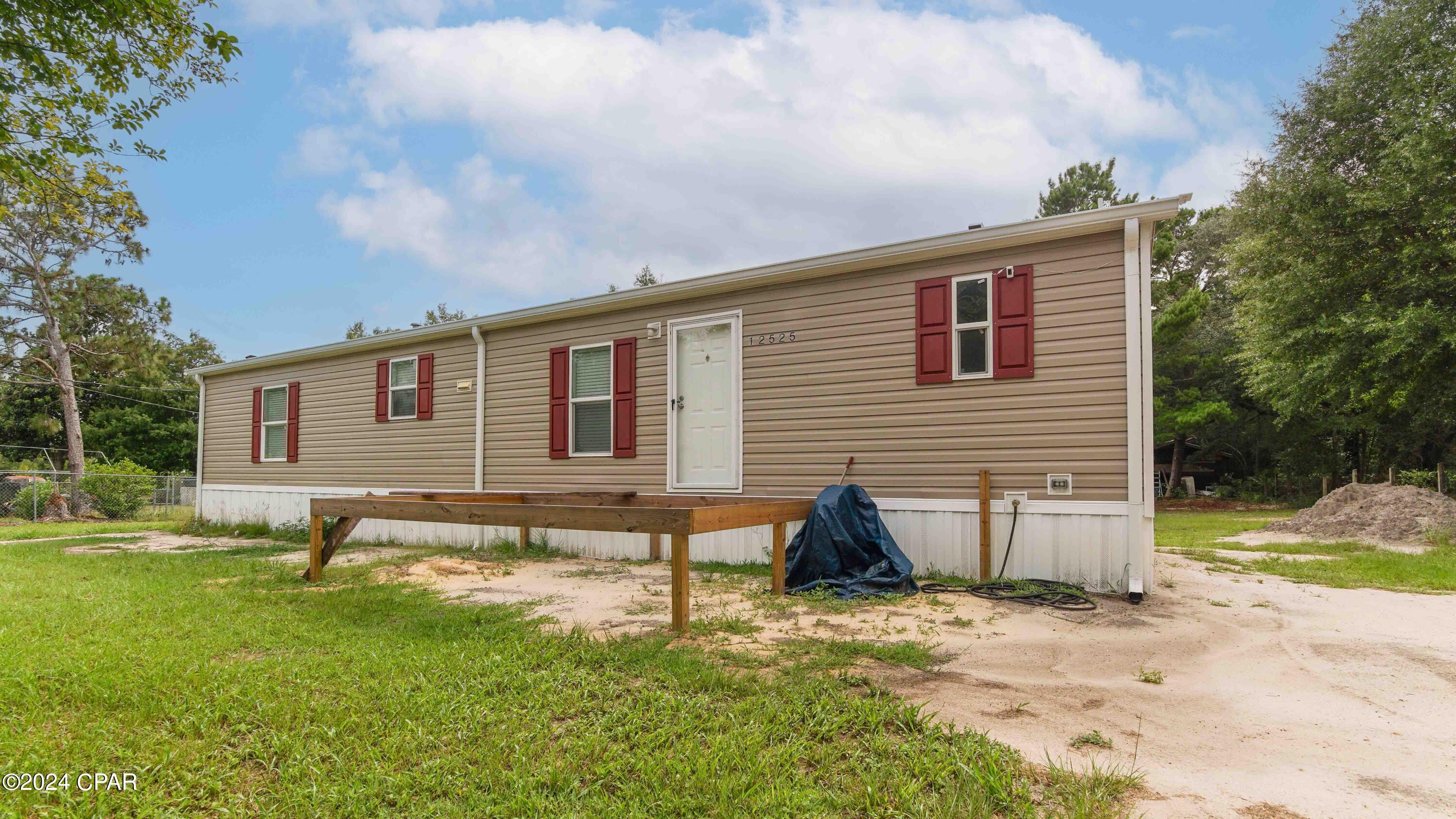 Lake Merial - Residential