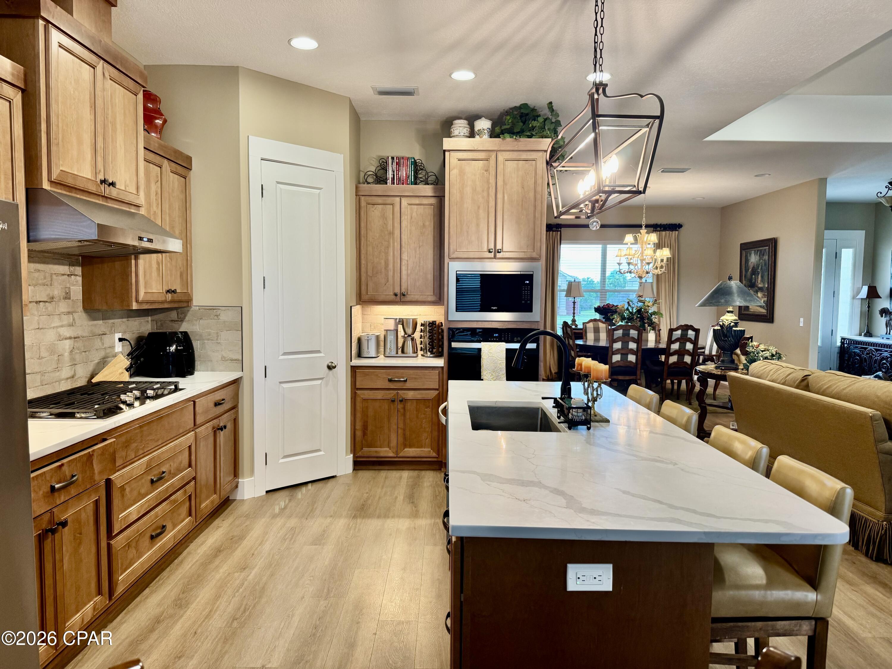 Kirkland Manor - Residential