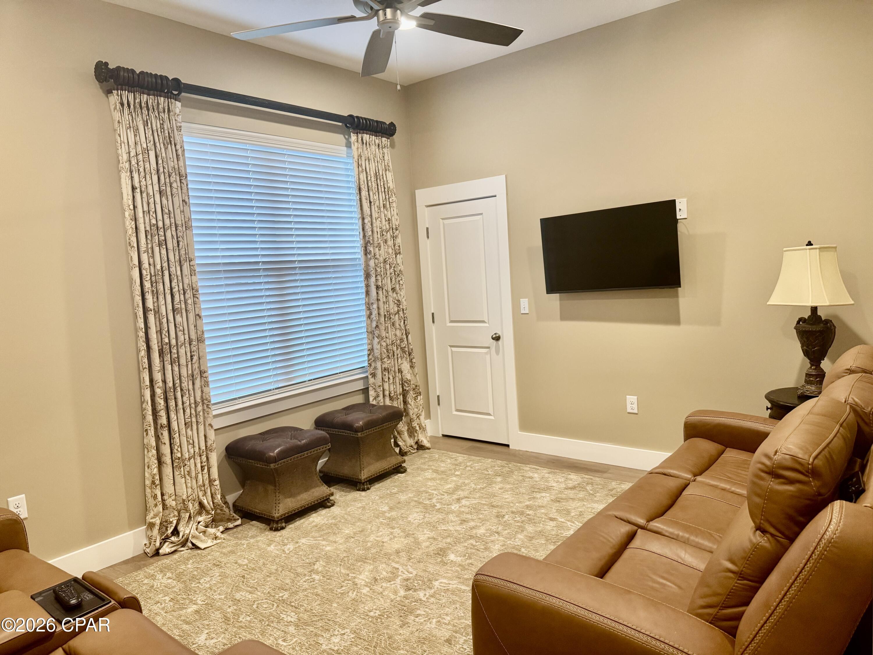 Kirkland Manor - Residential