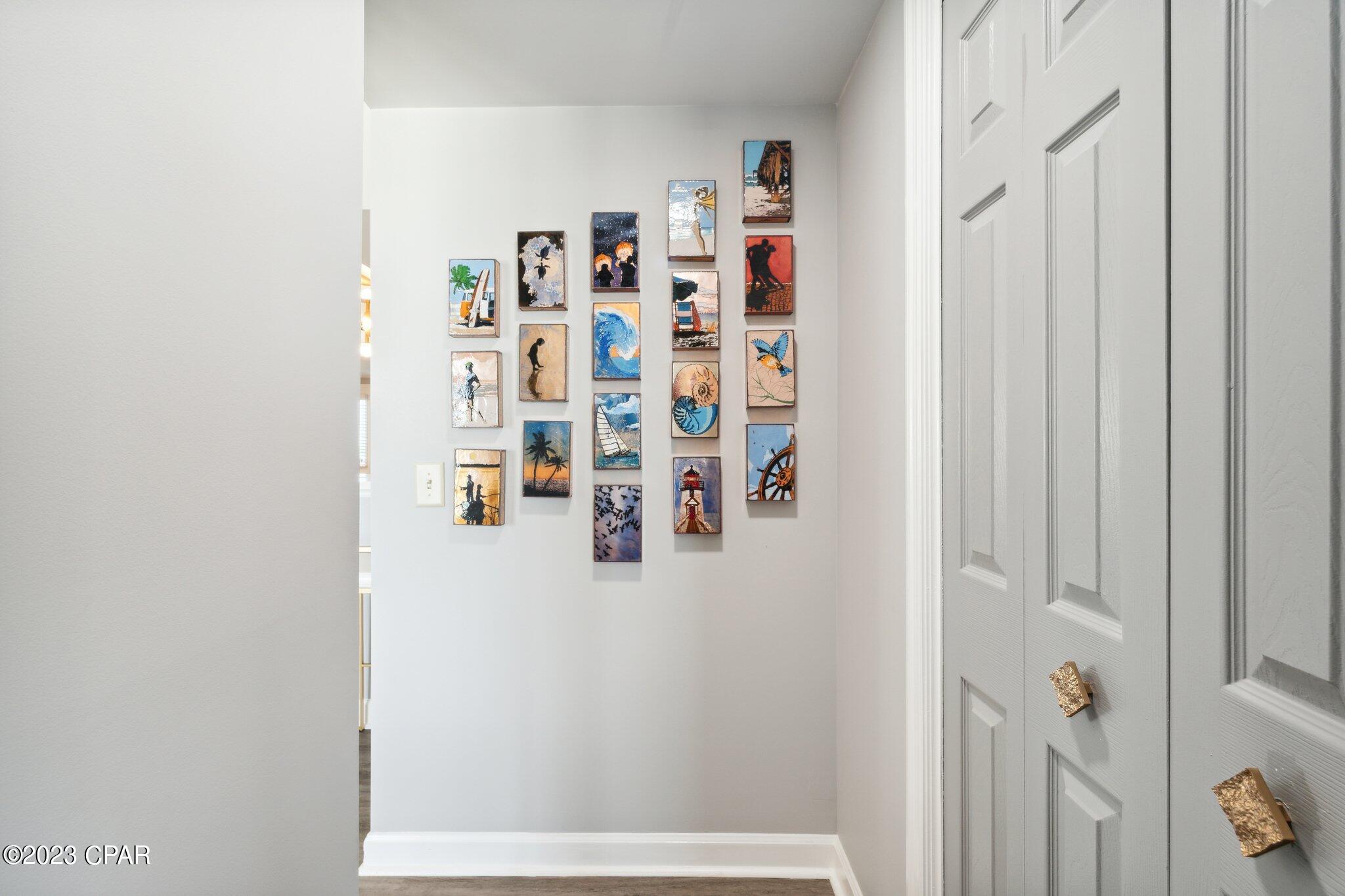 Summerwinds Condo - Residential