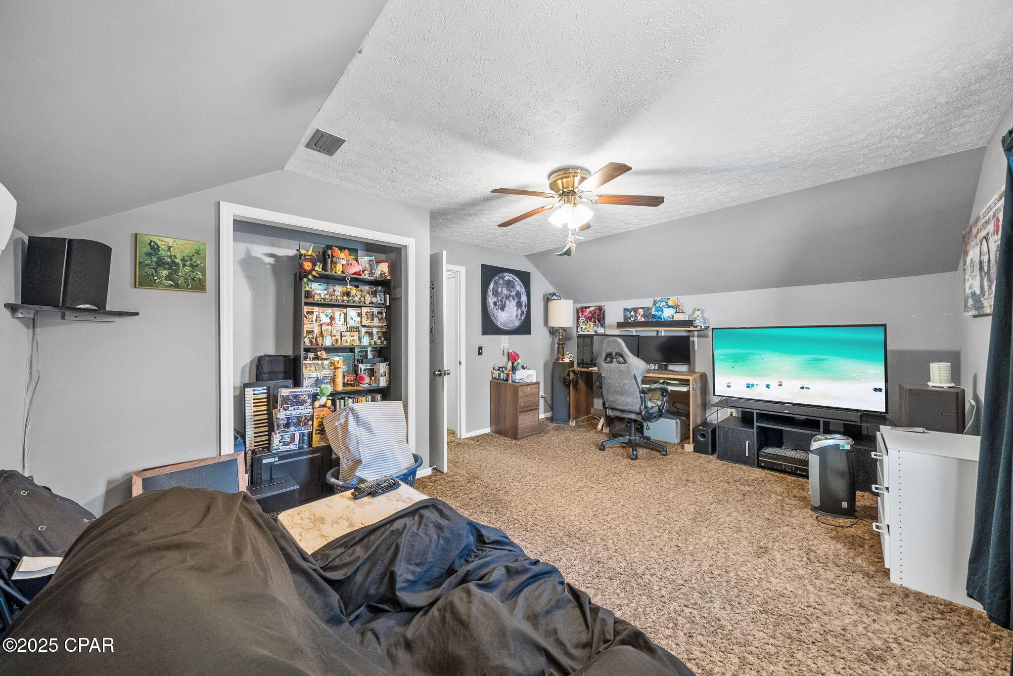 Thomas Drive Park U-3 - Residential