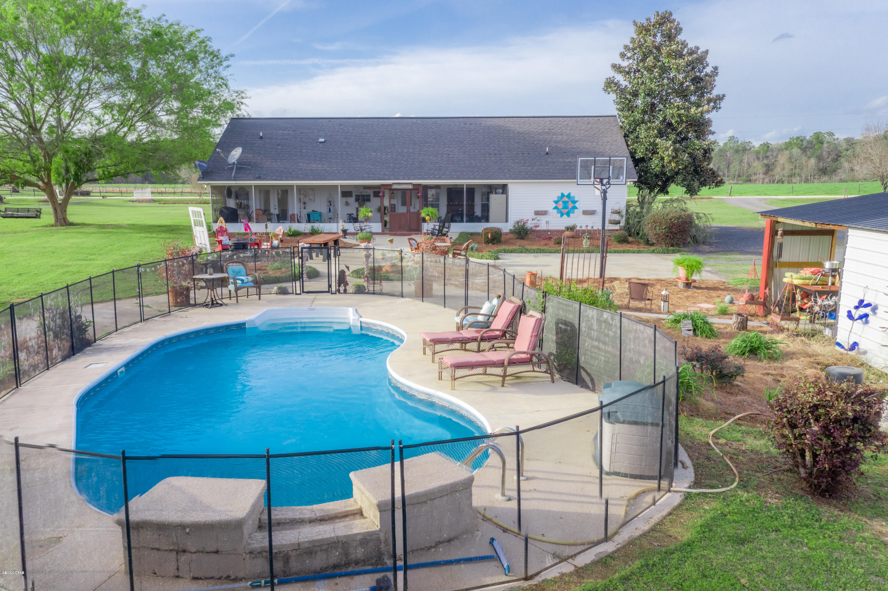 Russ Lake Estates - Residential