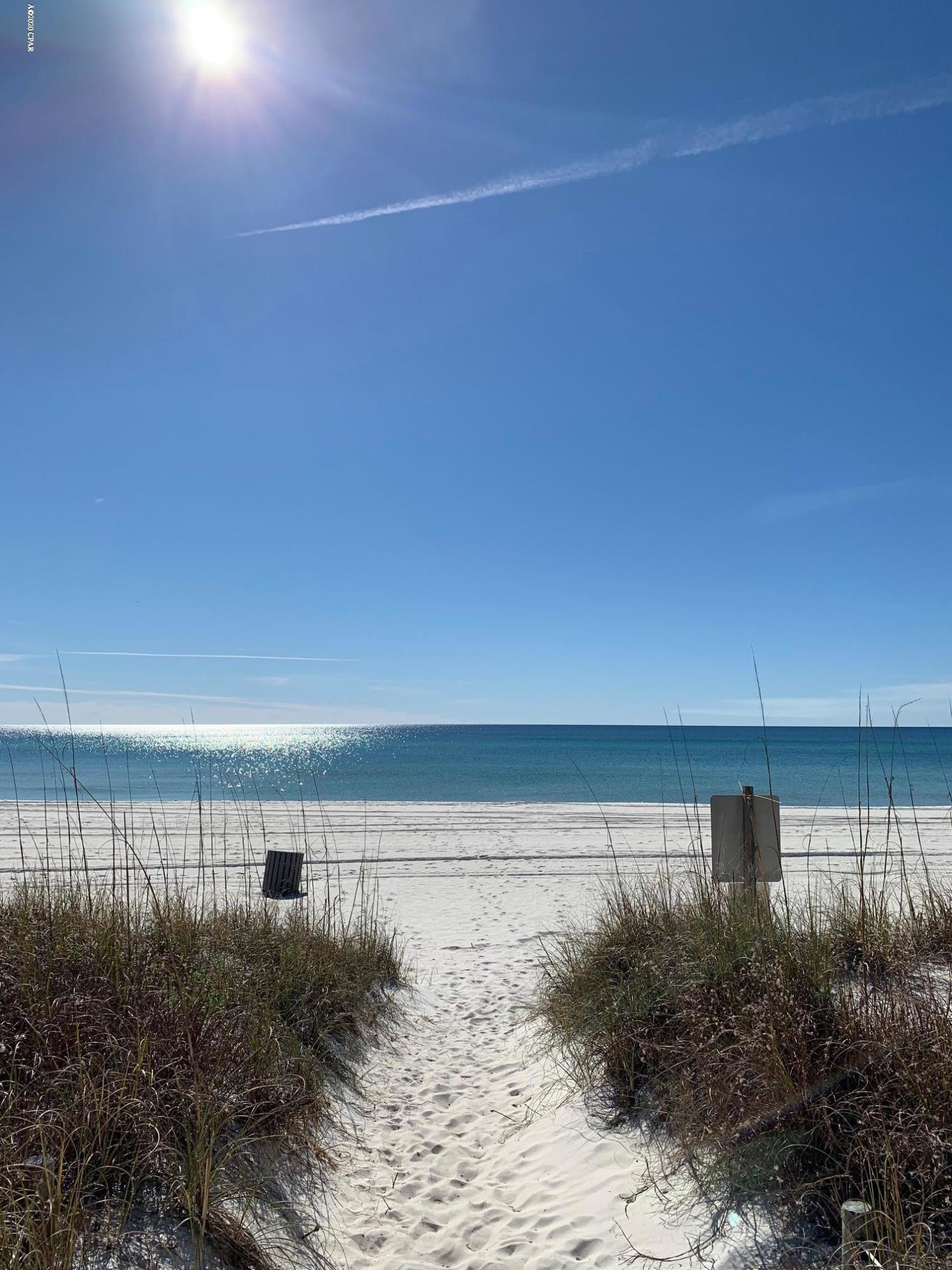 Hutchison's 1st To Bahama Bch - Residential