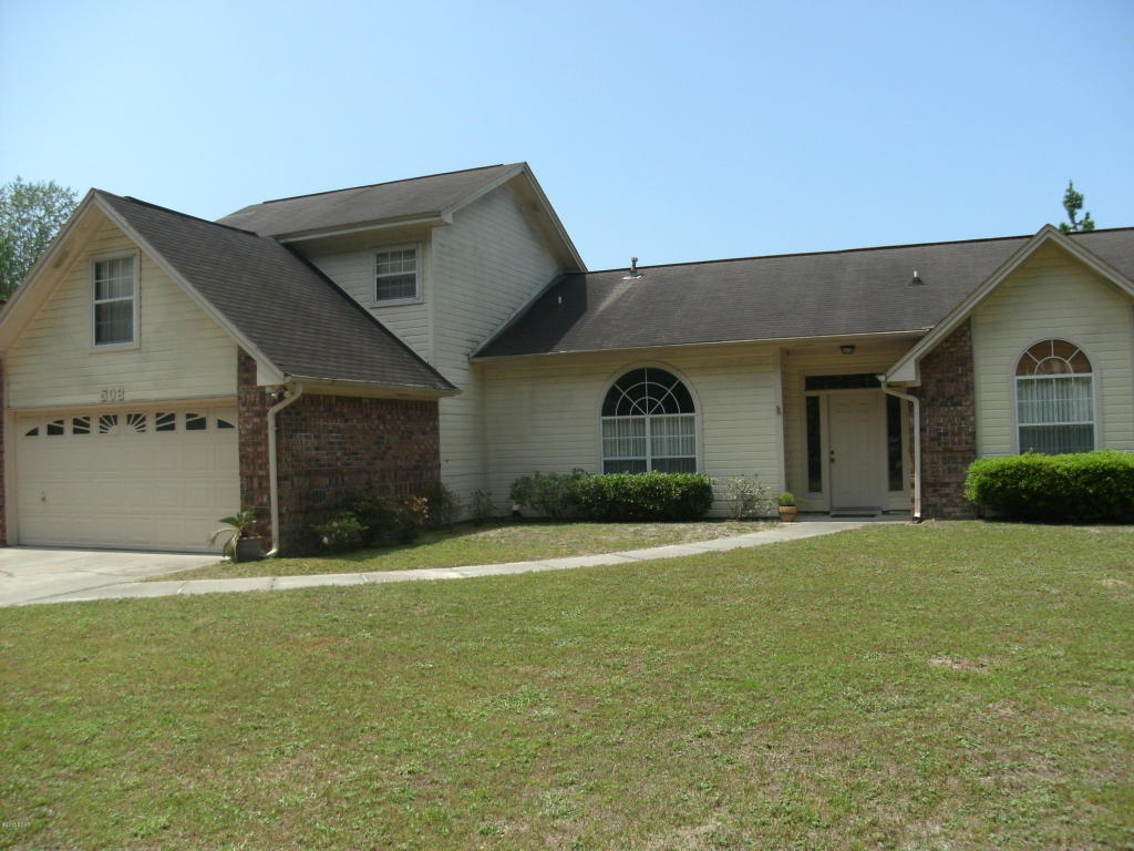 Colonial Est. - Residential Lease