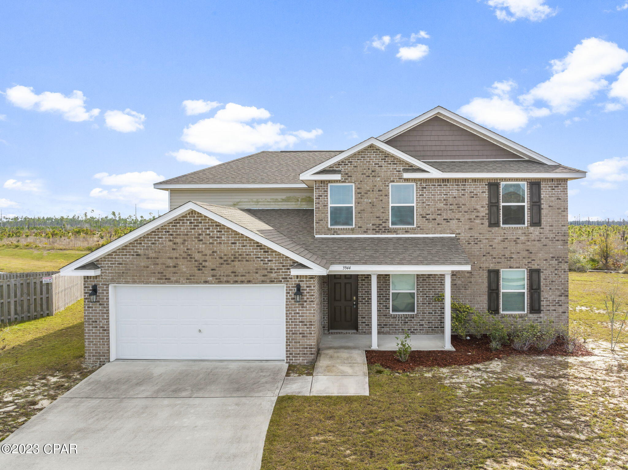 Large 6 bedroom 2 .5 bath home. Home features all appliances including washer and dryer. Large backyard and home is located at the end of a cul-de-sac in Magnolia Hill subdivision.