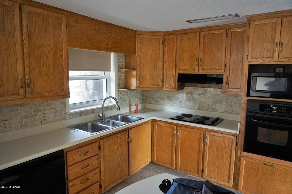 Woodlawn Unit 2 - Residential Lease