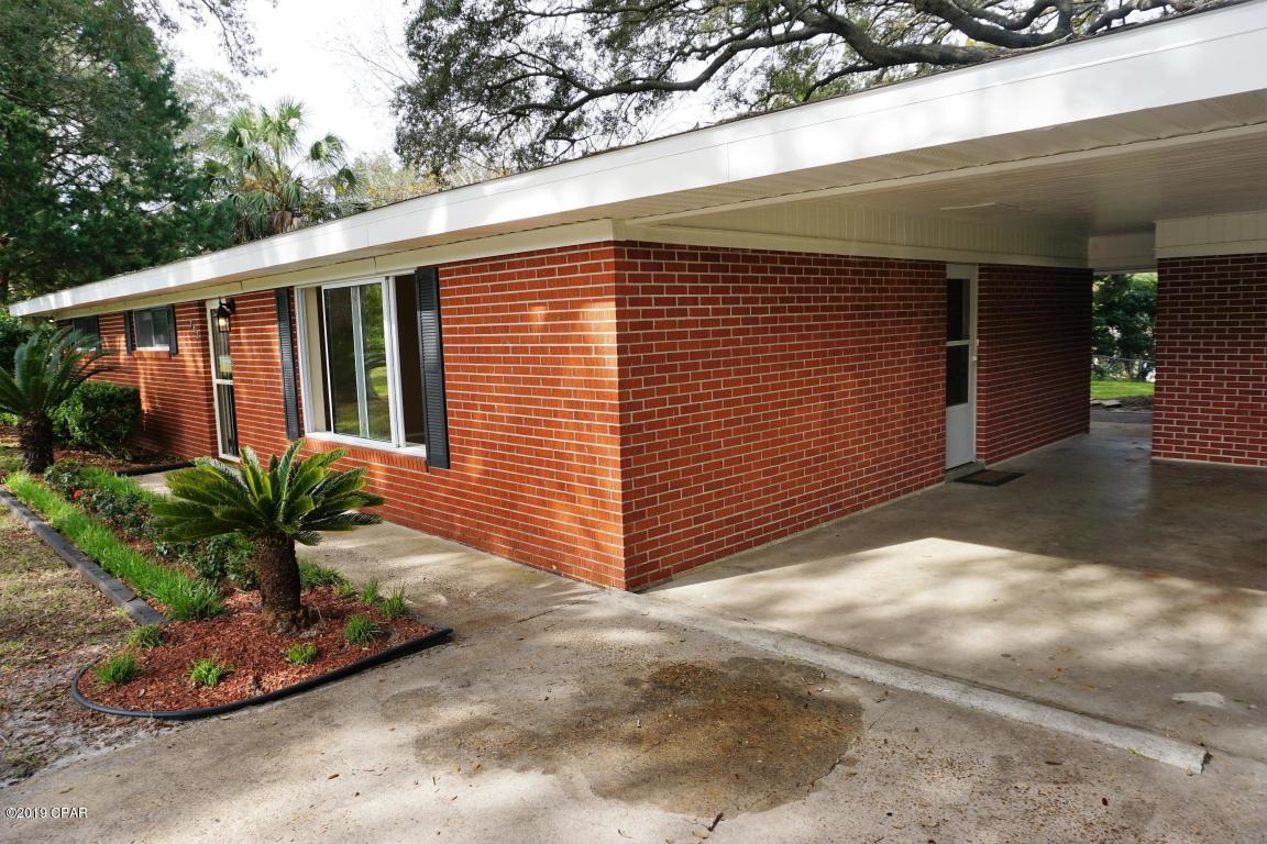 Woodlawn Unit 2 - Residential Lease