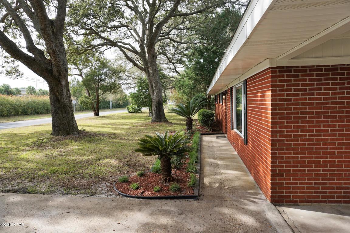 Woodlawn Unit 2 - Residential Lease