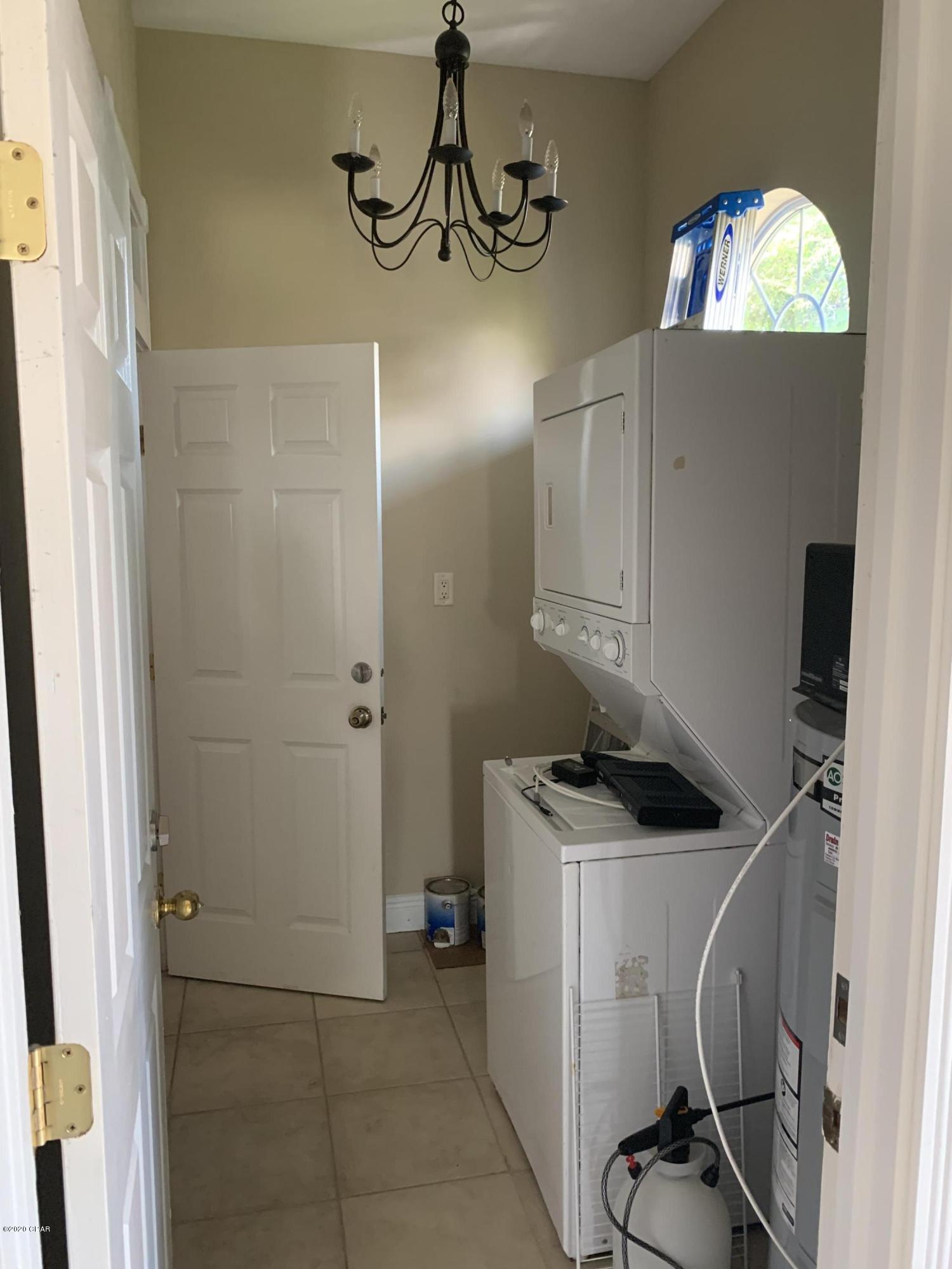 [No Recorded Subdiv] - Residential Lease