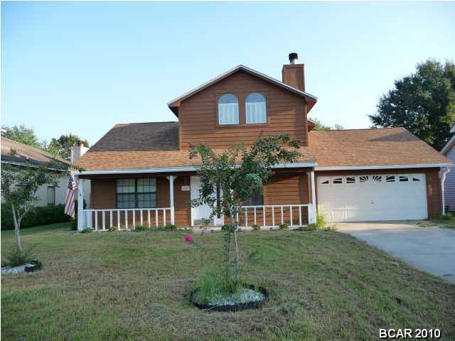 Three bedroom 2 bath home in Lynn Haven. Convenient to shopping, schools and post office. Master bedroom and bath upstairs, wood floors in dining room, fireplace, large laundry room. Pet ok, fenced yard.
