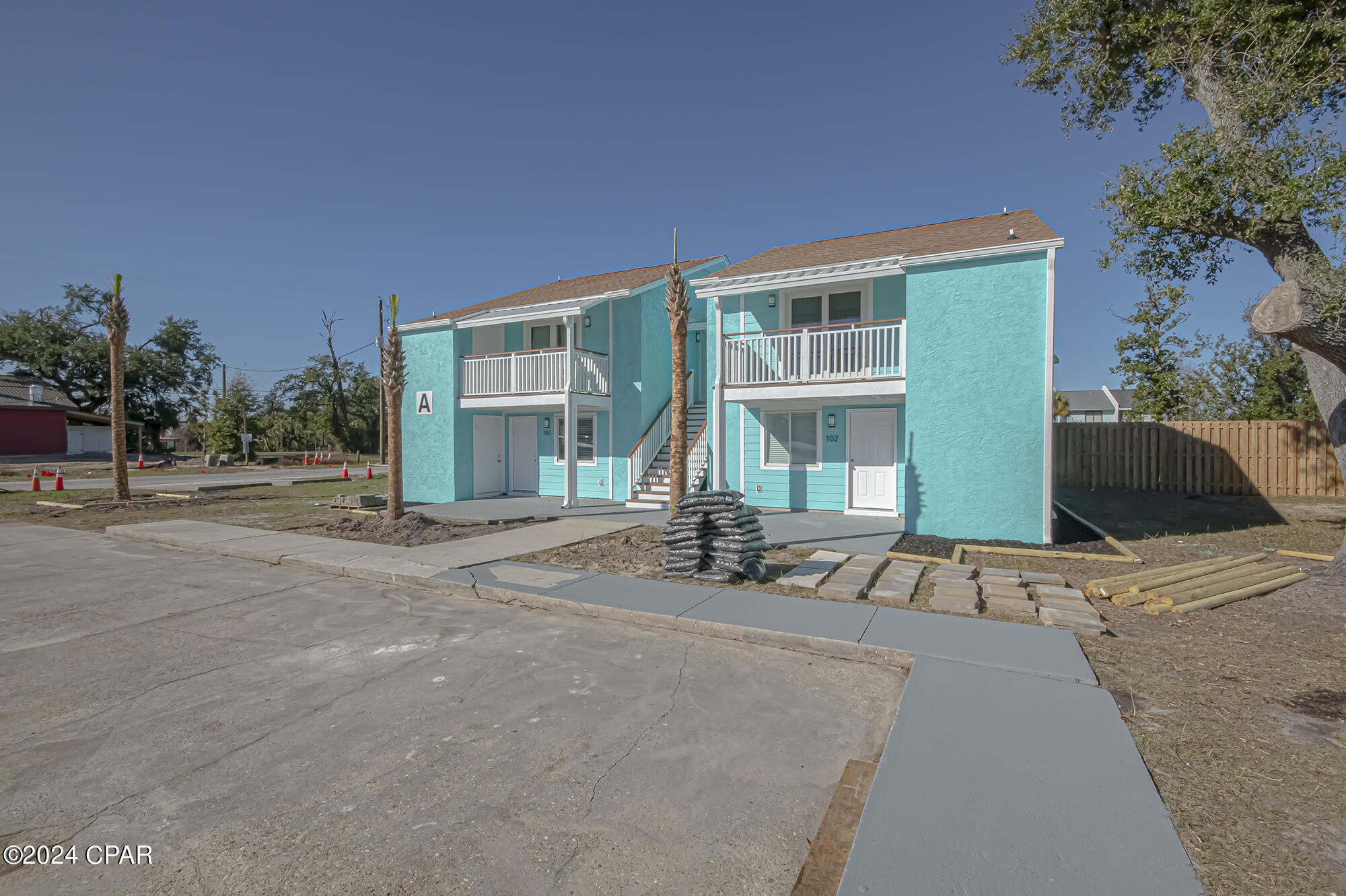 Bay Park Manor - Residential