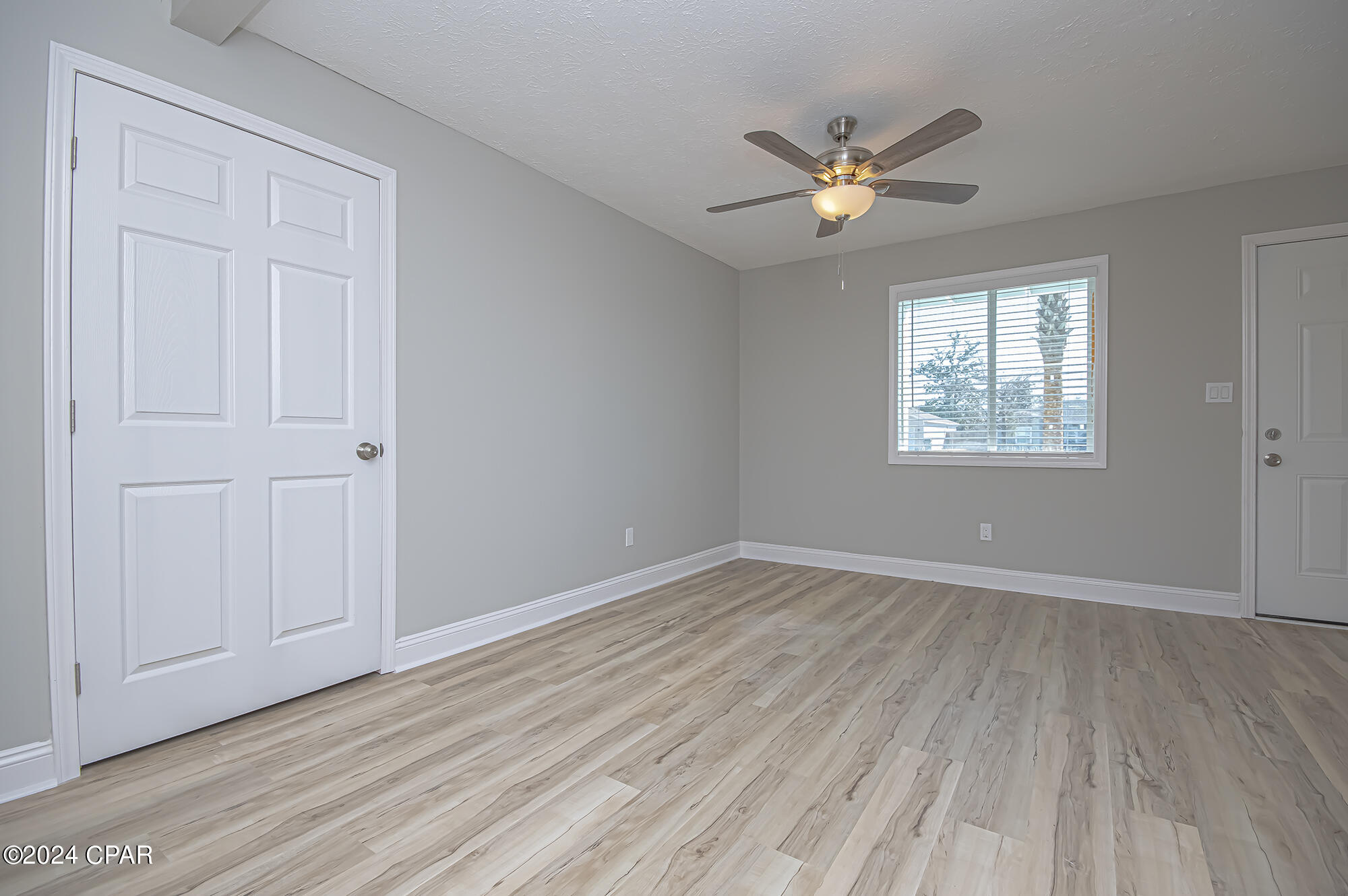 Bay Park Manor - Residential