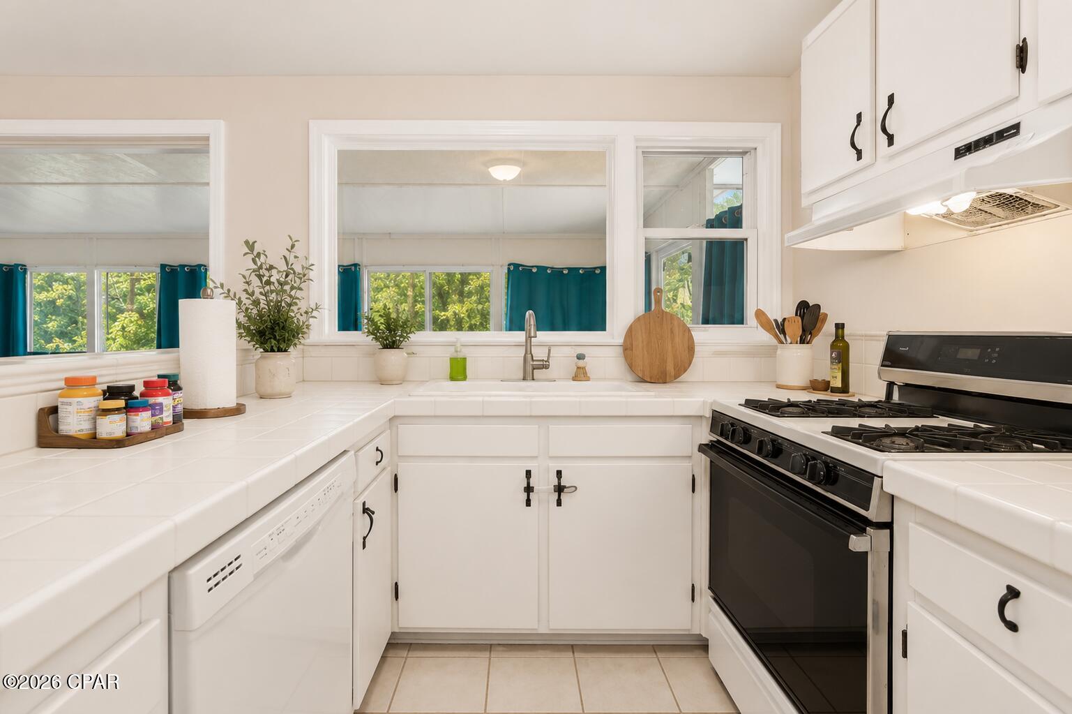 Cove Terrace 3rd Add - Residential