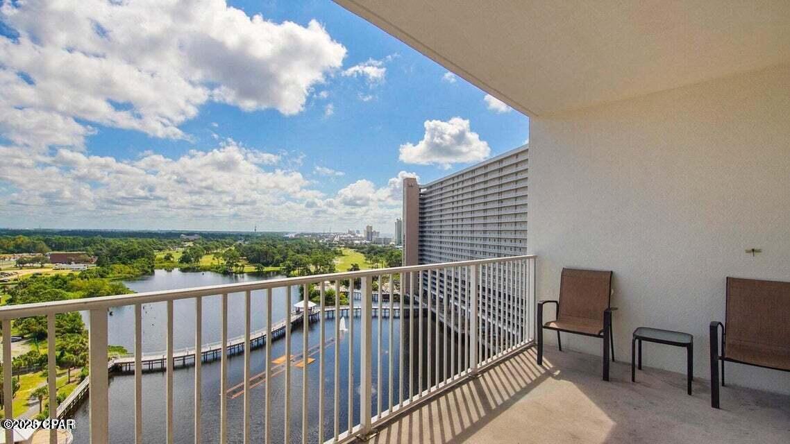 Laketown Wharf - Residential