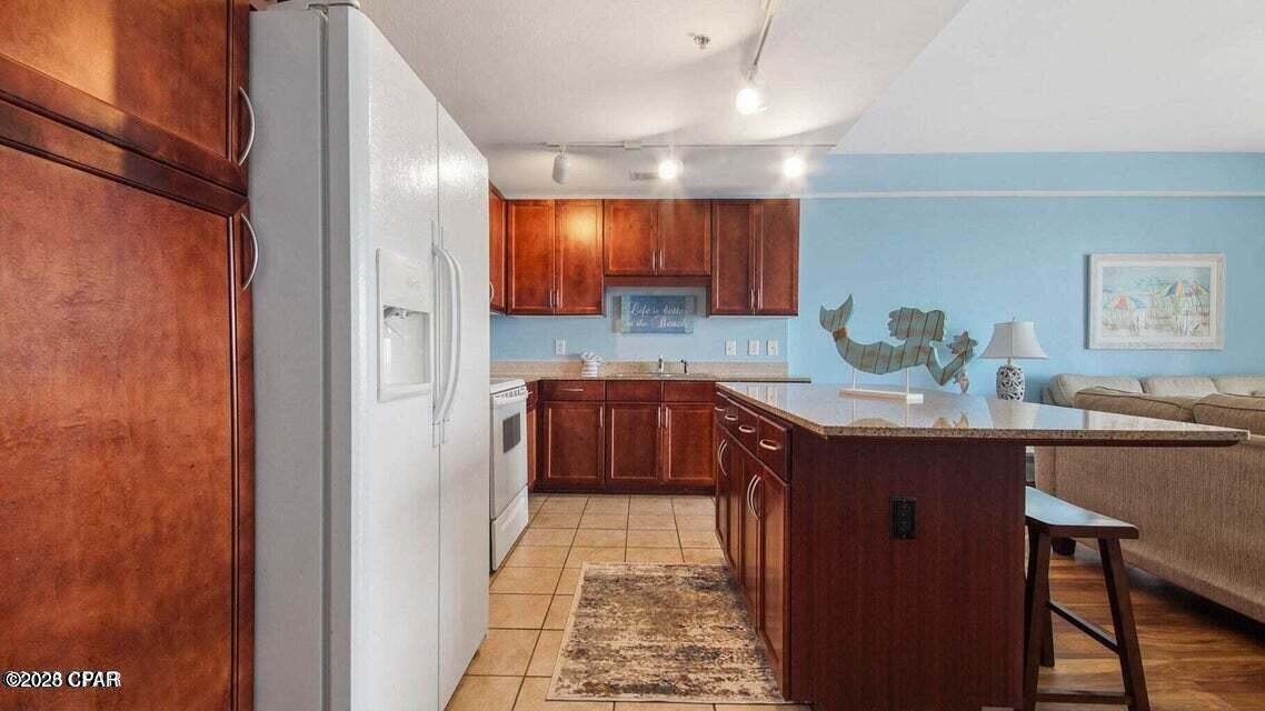 Laketown Wharf - Residential