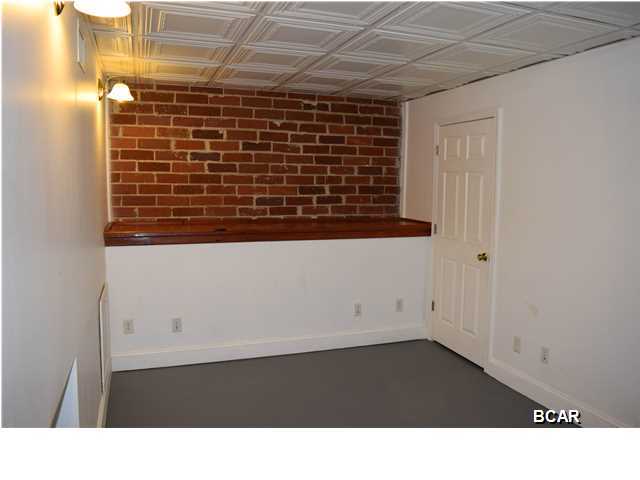 No Named Subdivision - Commercial Lease