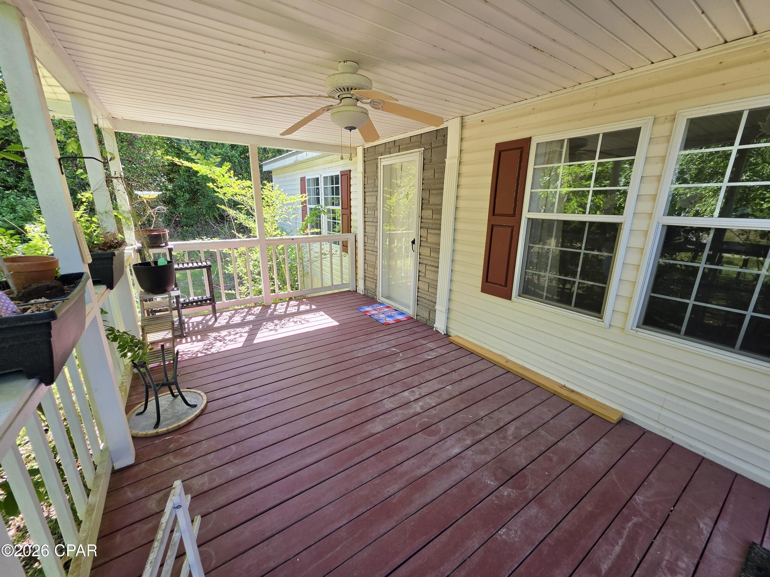 Well maintained double wide mobile home on nearly 1 acre in Sneads, FL! This lovely home is only 2 miles away from Three Rivers State Park, a short drive to Seminole Lake, about a 20-minute drive to the Marianna Wal-Mart, and i-10 is only about 10 min away. This home is also a short drive to the Marianna Caverns! You can experience quiet country living while still being conveniently close to everything you need. The backyard is stocked with a banana tree, peach tree, blueberry and blackberry bushes, orange tree, and more!