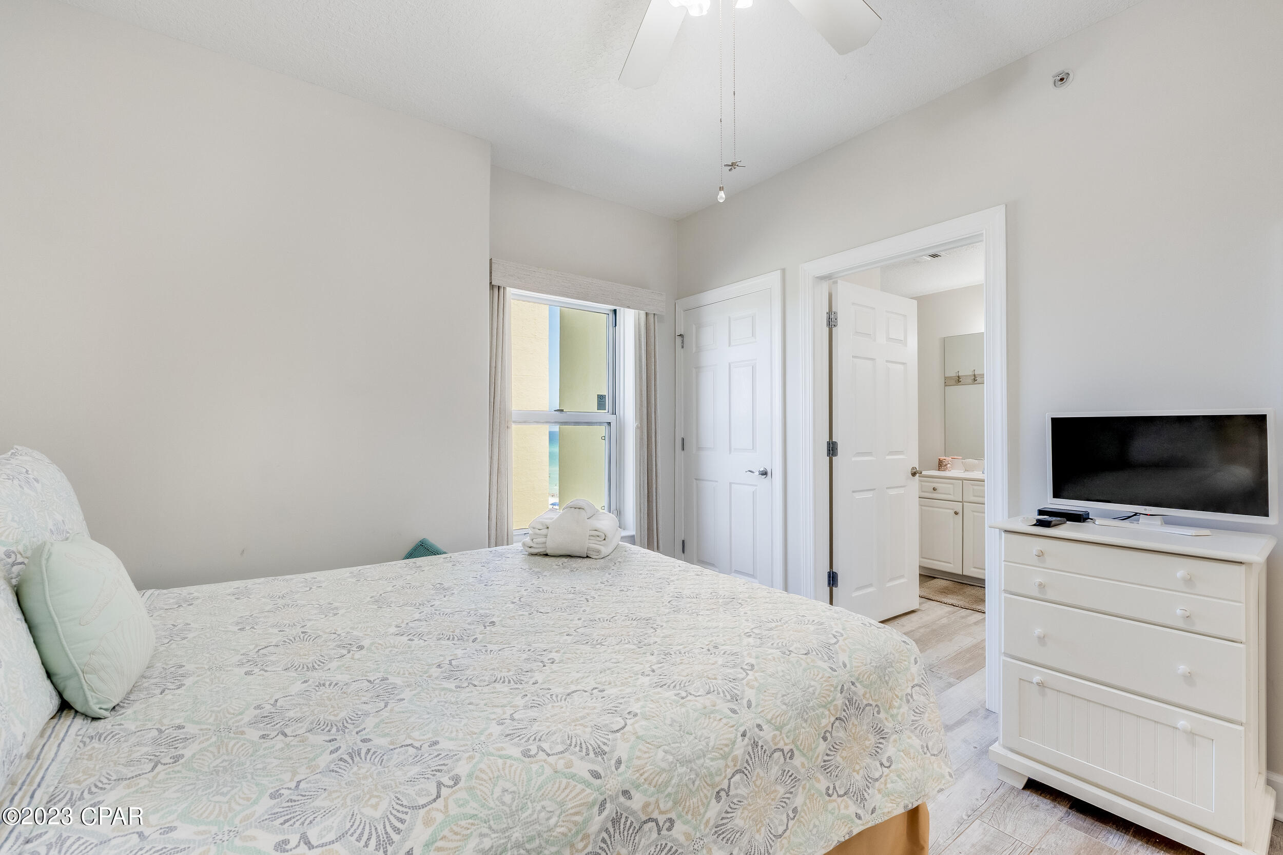 Emerald Isle - Residential