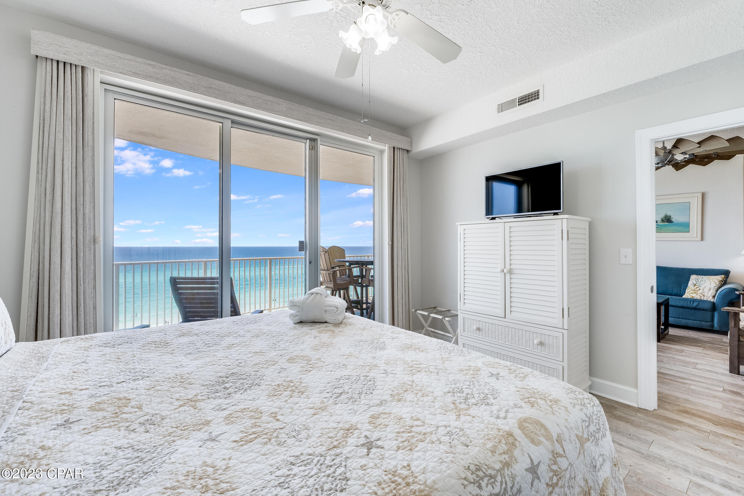 Emerald Isle - Residential