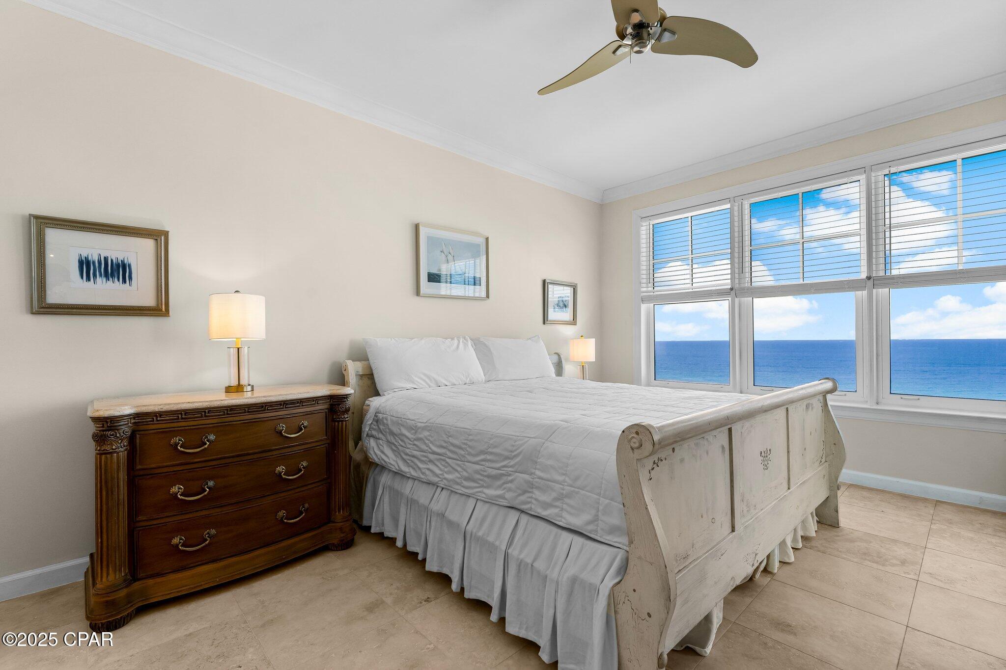 En Soleil Condo - Residential