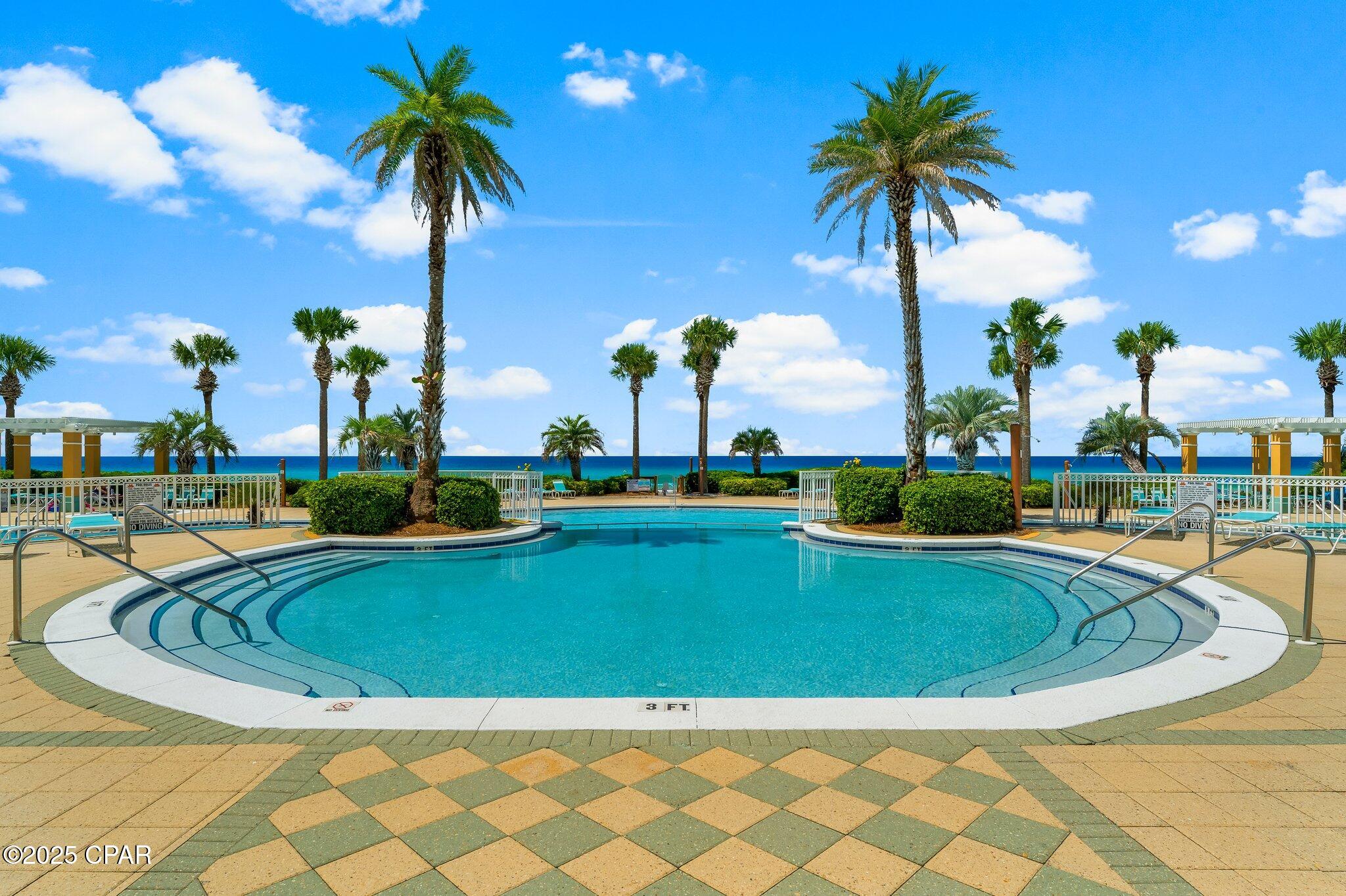 En Soleil Condo - Residential