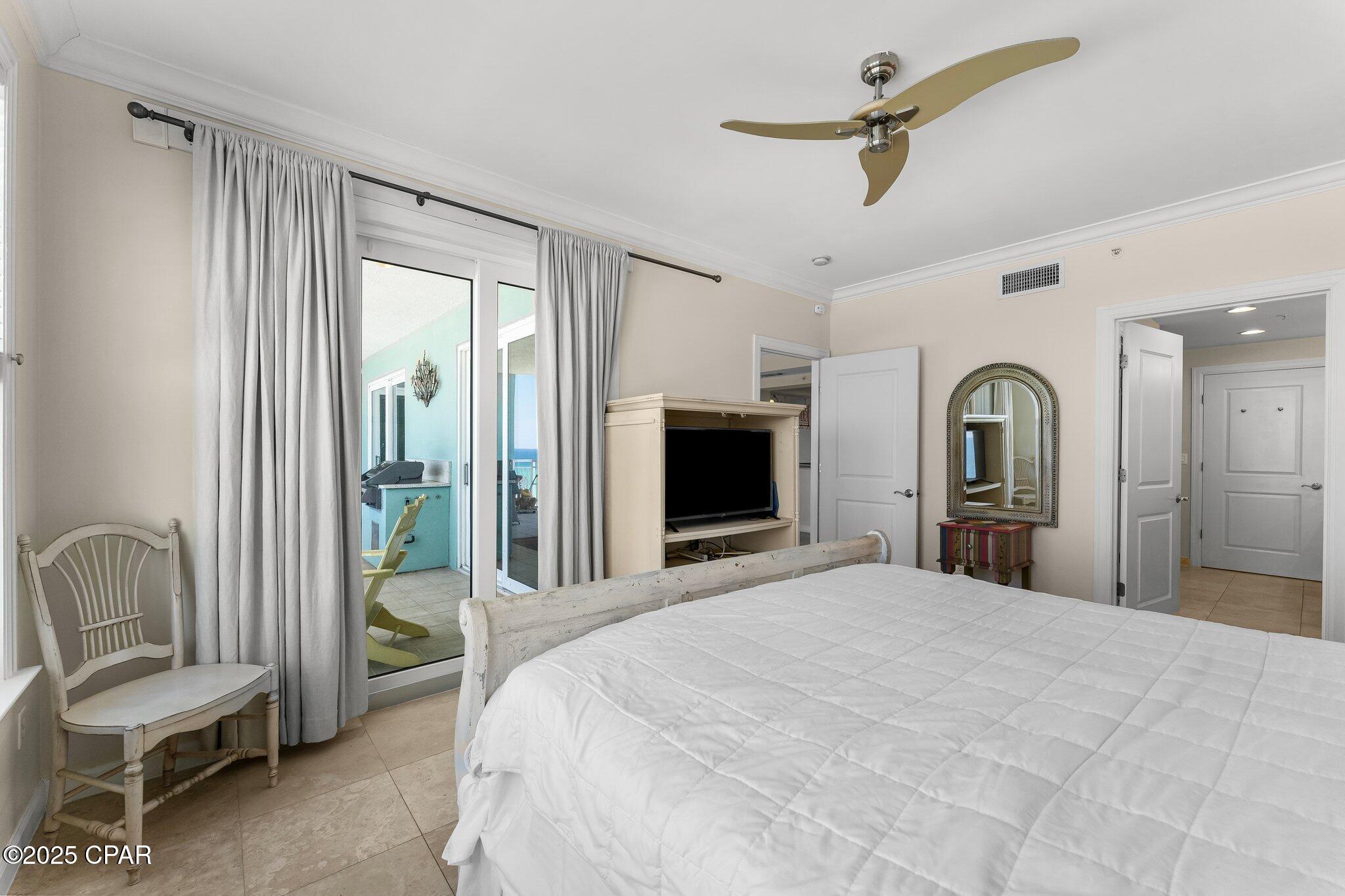 En Soleil Condo - Residential