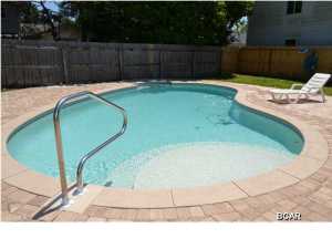 Lagoon Oaks - Residential