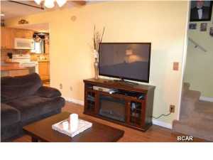 Lagoon Oaks - Residential