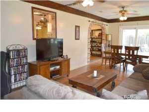 Lagoon Oaks - Residential