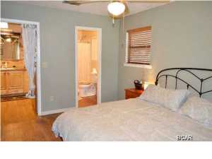 Lagoon Oaks - Residential
