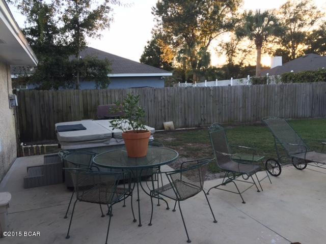 North Lagoon Oaks - Residential