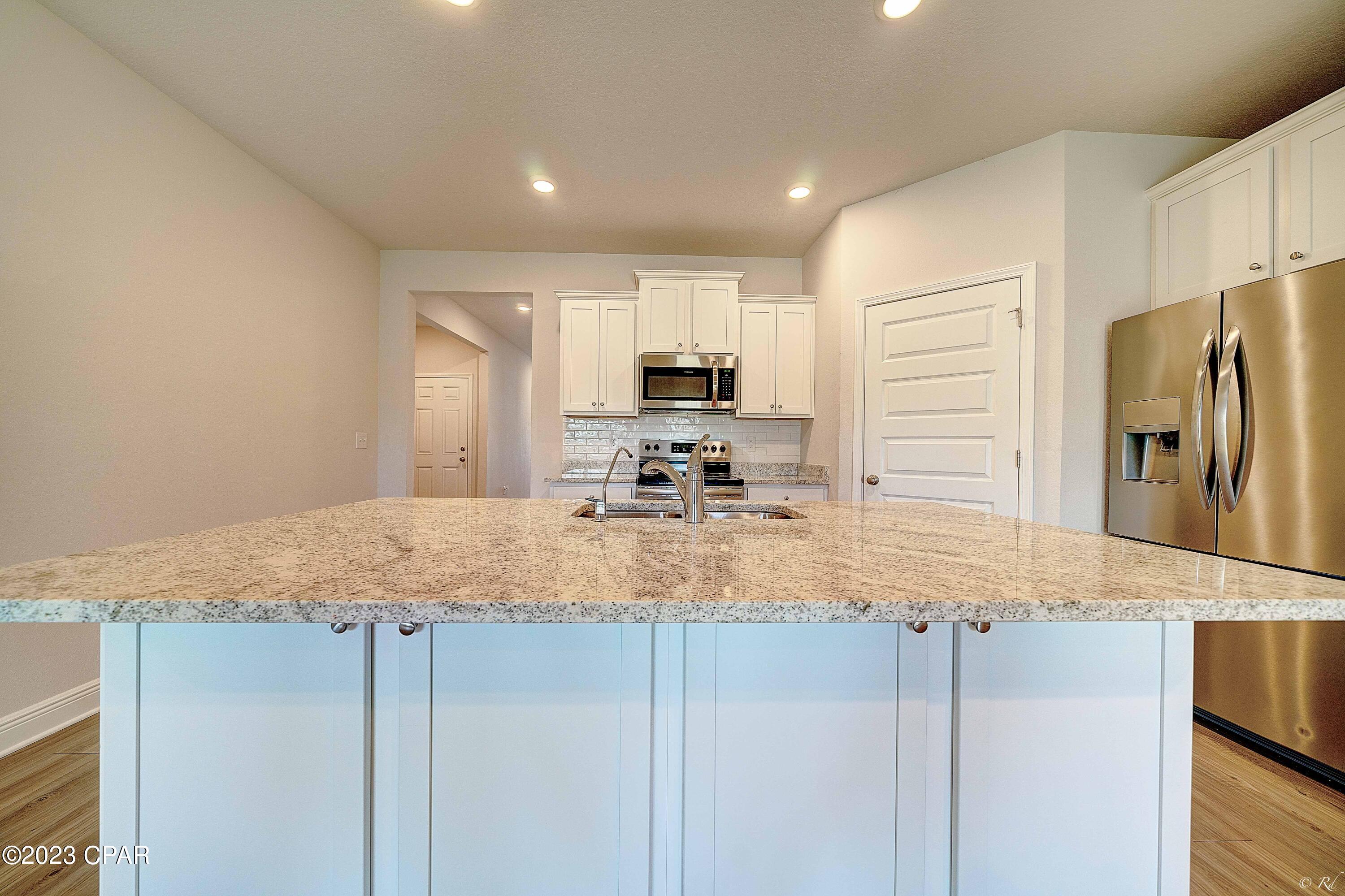 Emerald Cove Villas - Residential