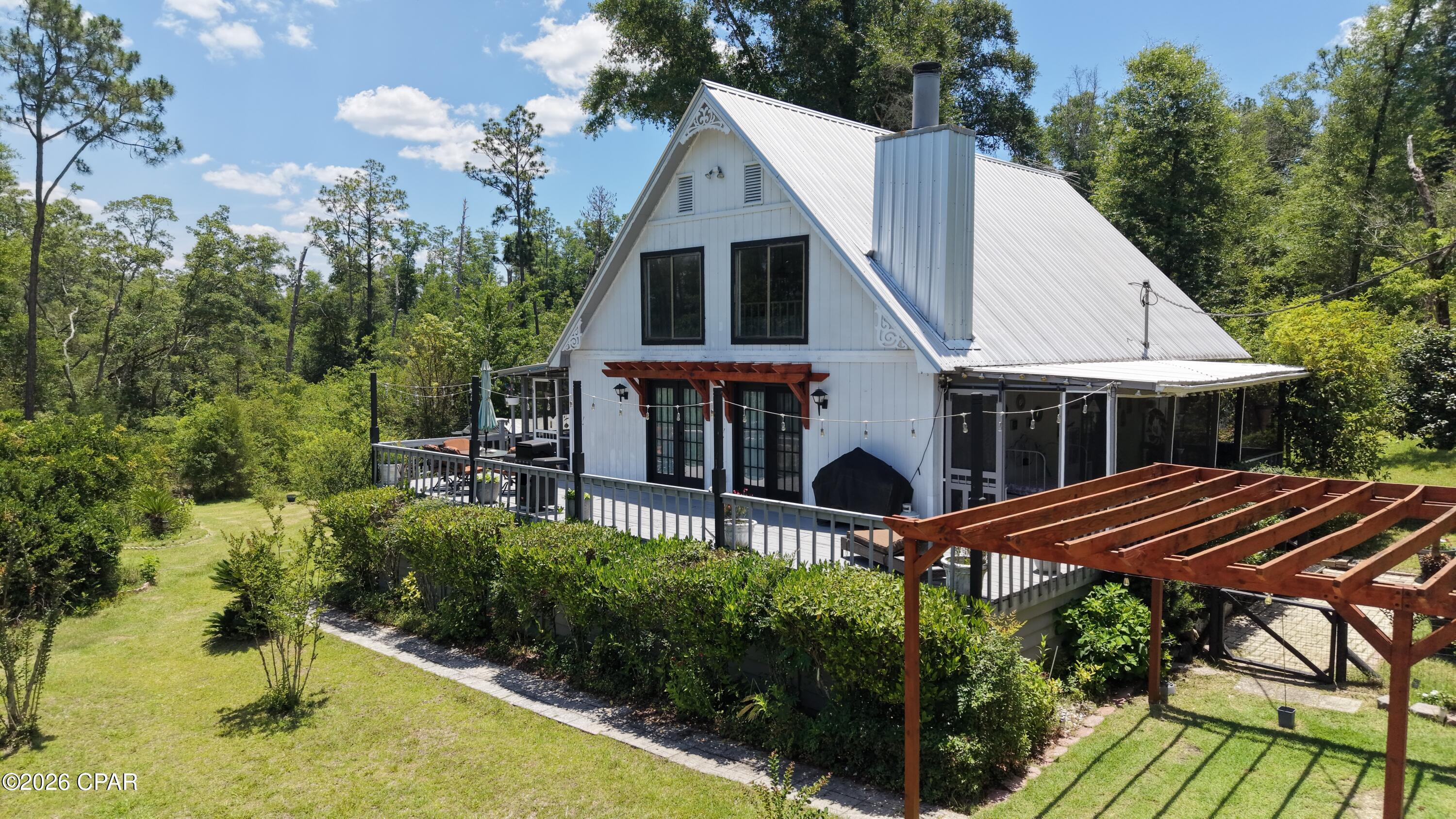 Compass Lake In The Hills - Residential