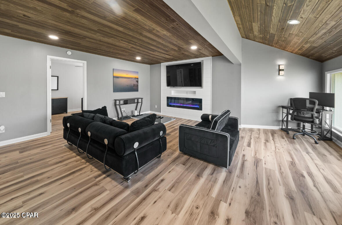 Bay Point Studio Villas Unit 2 - Residential