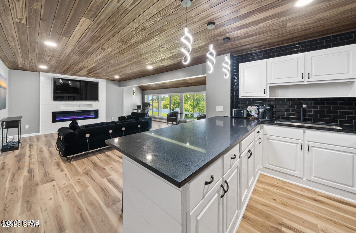 Bay Point Studio Villas Unit 2 - Residential