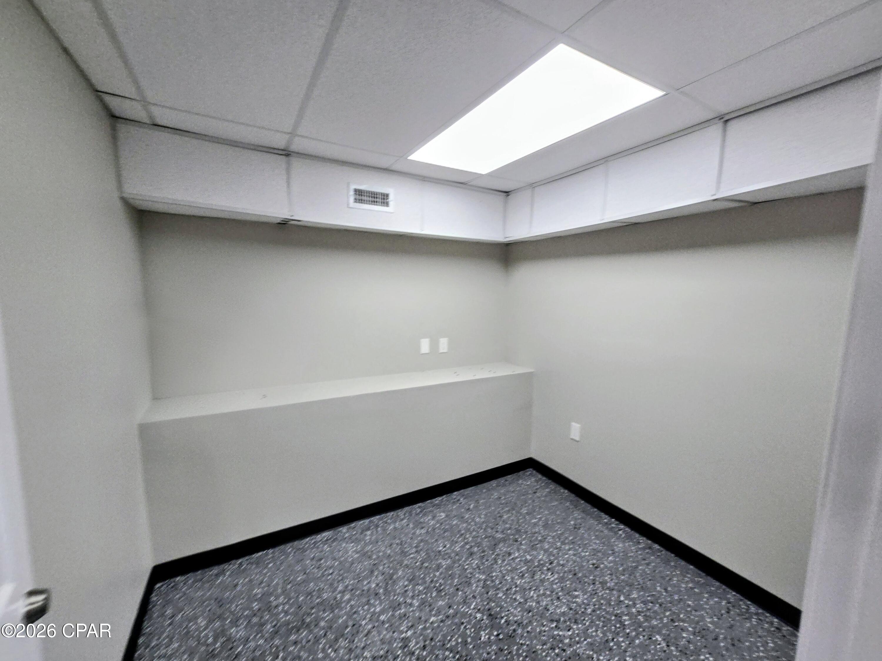 [No Recorded Subdiv] - Commercial Lease