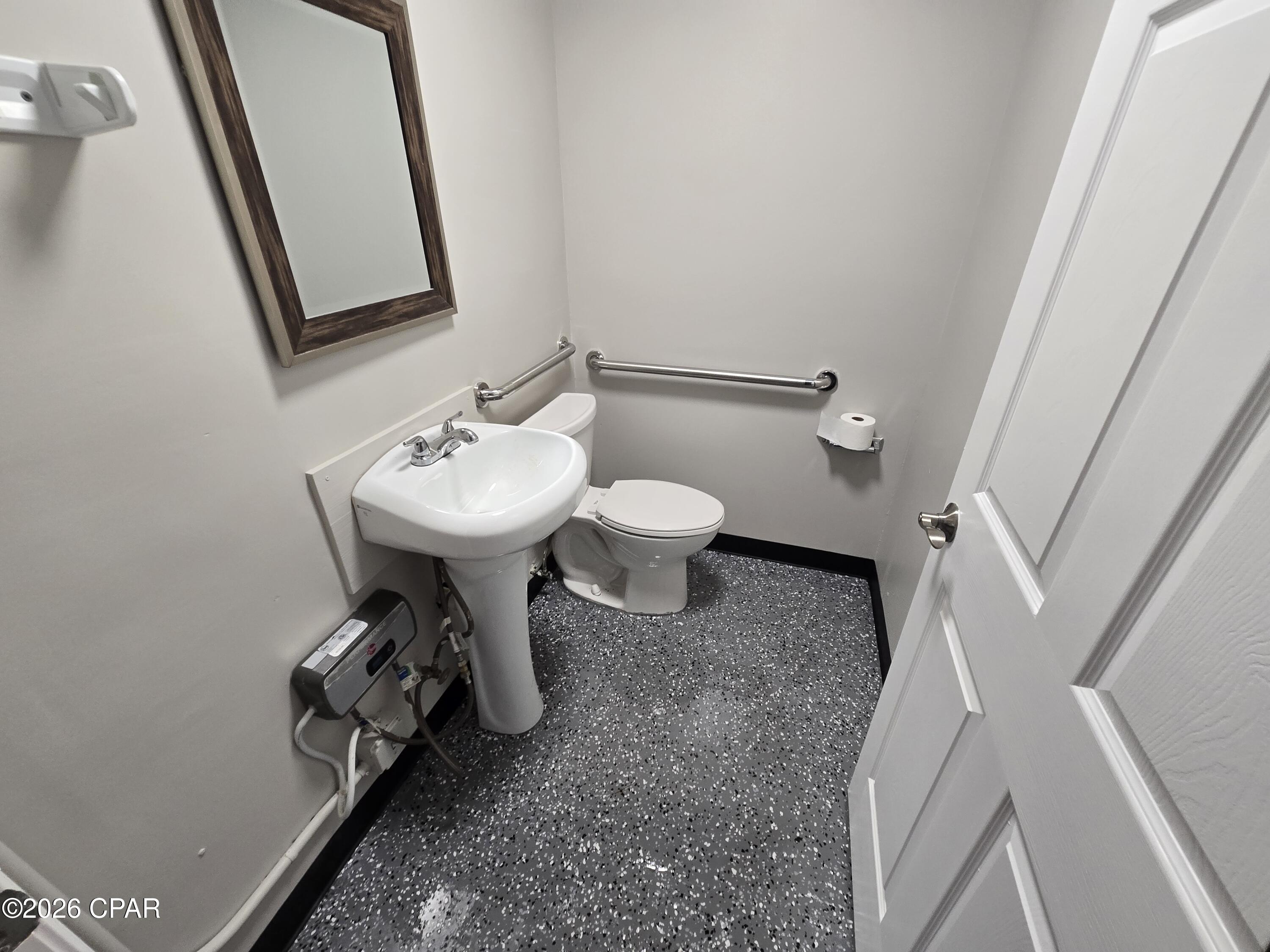 [No Recorded Subdiv] - Commercial Lease