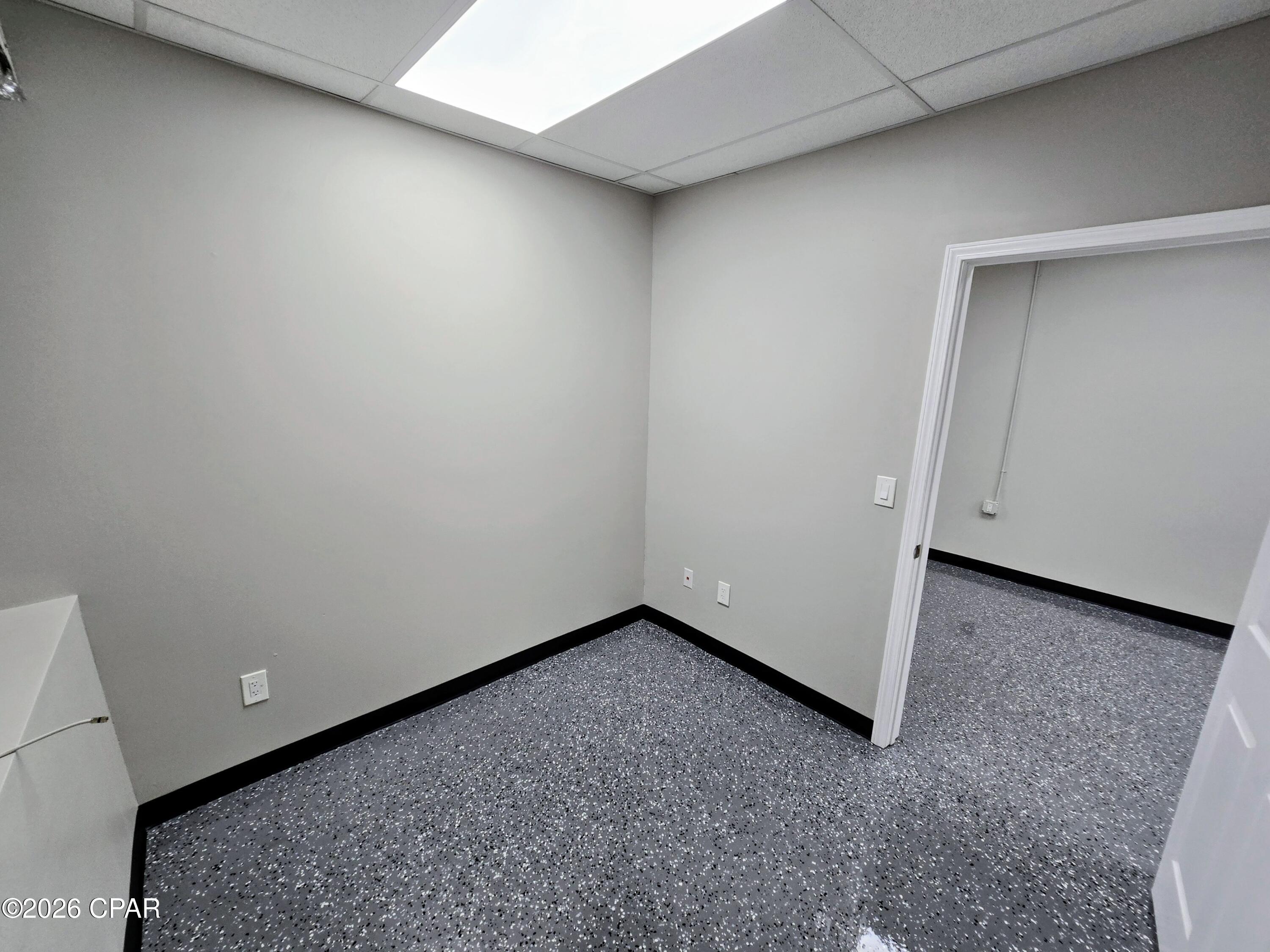 [No Recorded Subdiv] - Commercial Lease