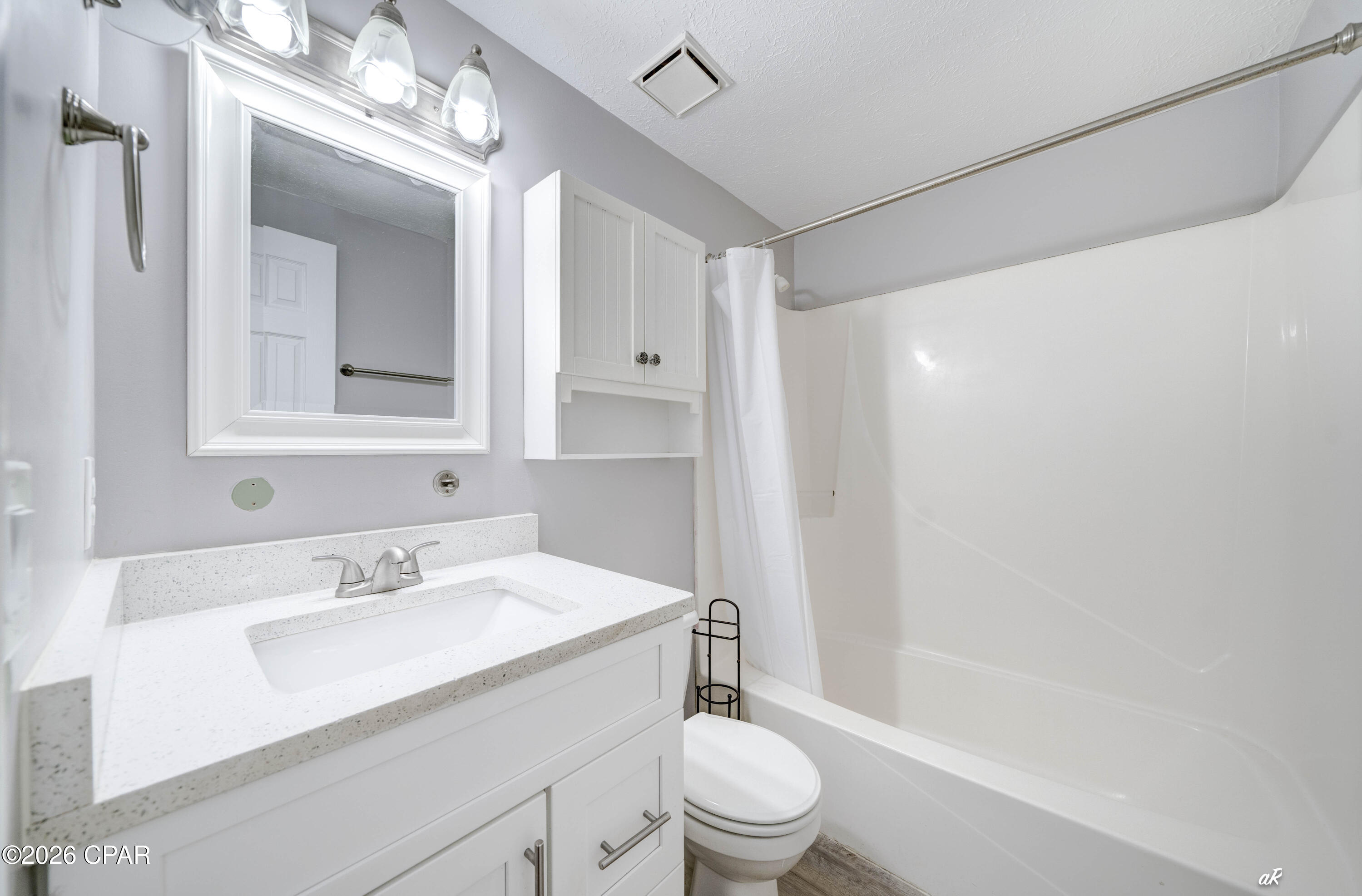 Belaire Estates U-4 - Residential