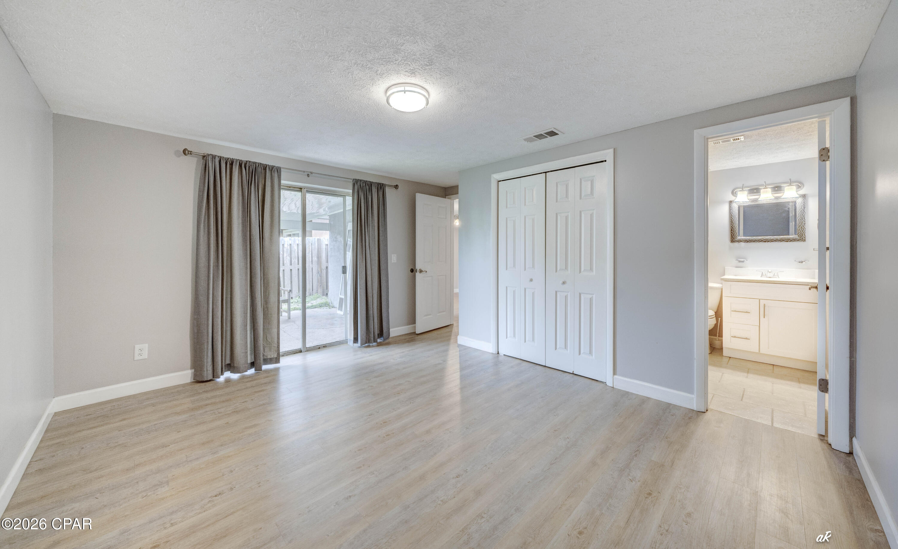 Belaire Estates U-4 - Residential