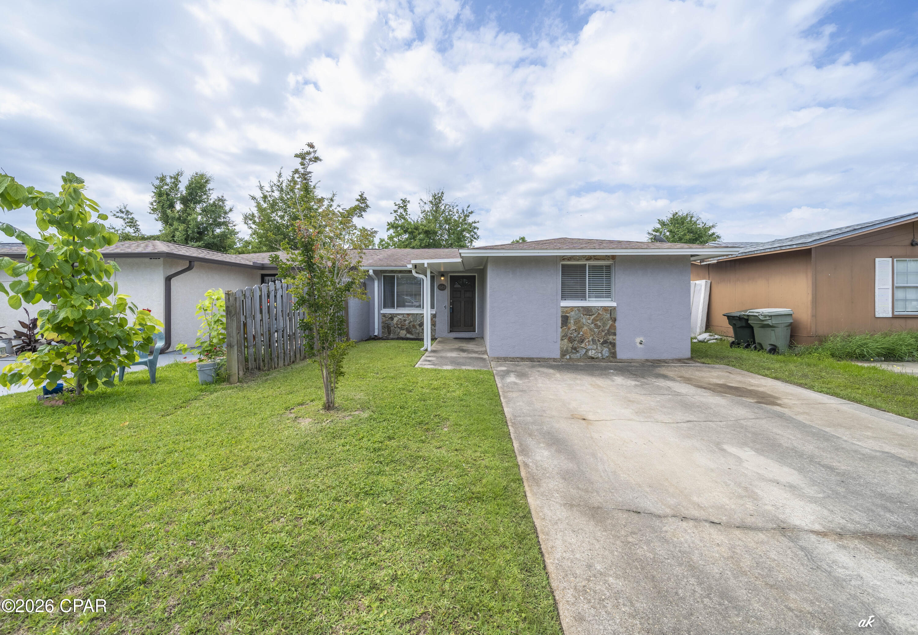 Belaire Estates U-4 - Residential
