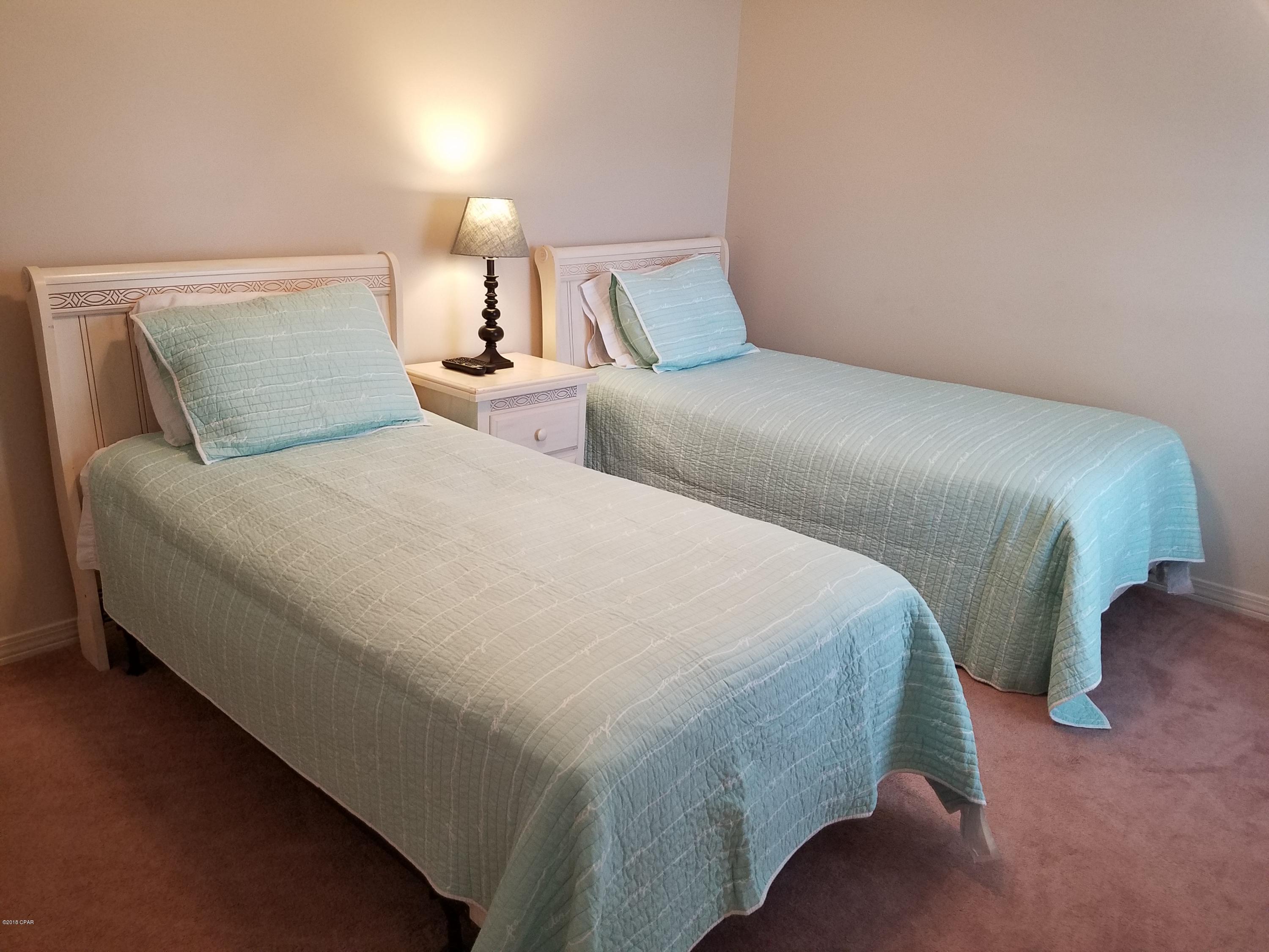 Sand Castles West 3 - Residential Lease