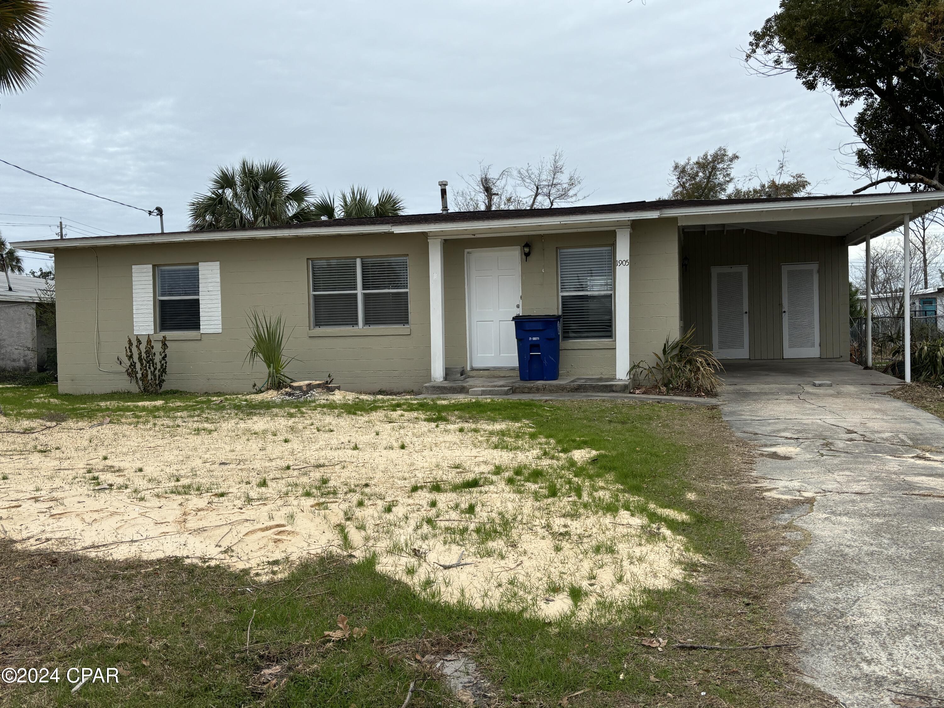 3bd 1ba in St Andrews. Ceramic tile flooring. Carport, large backyard, WD hookup. small pet (20 lb) allowed with pet deposit and monthly pet rent, restrictions apply.